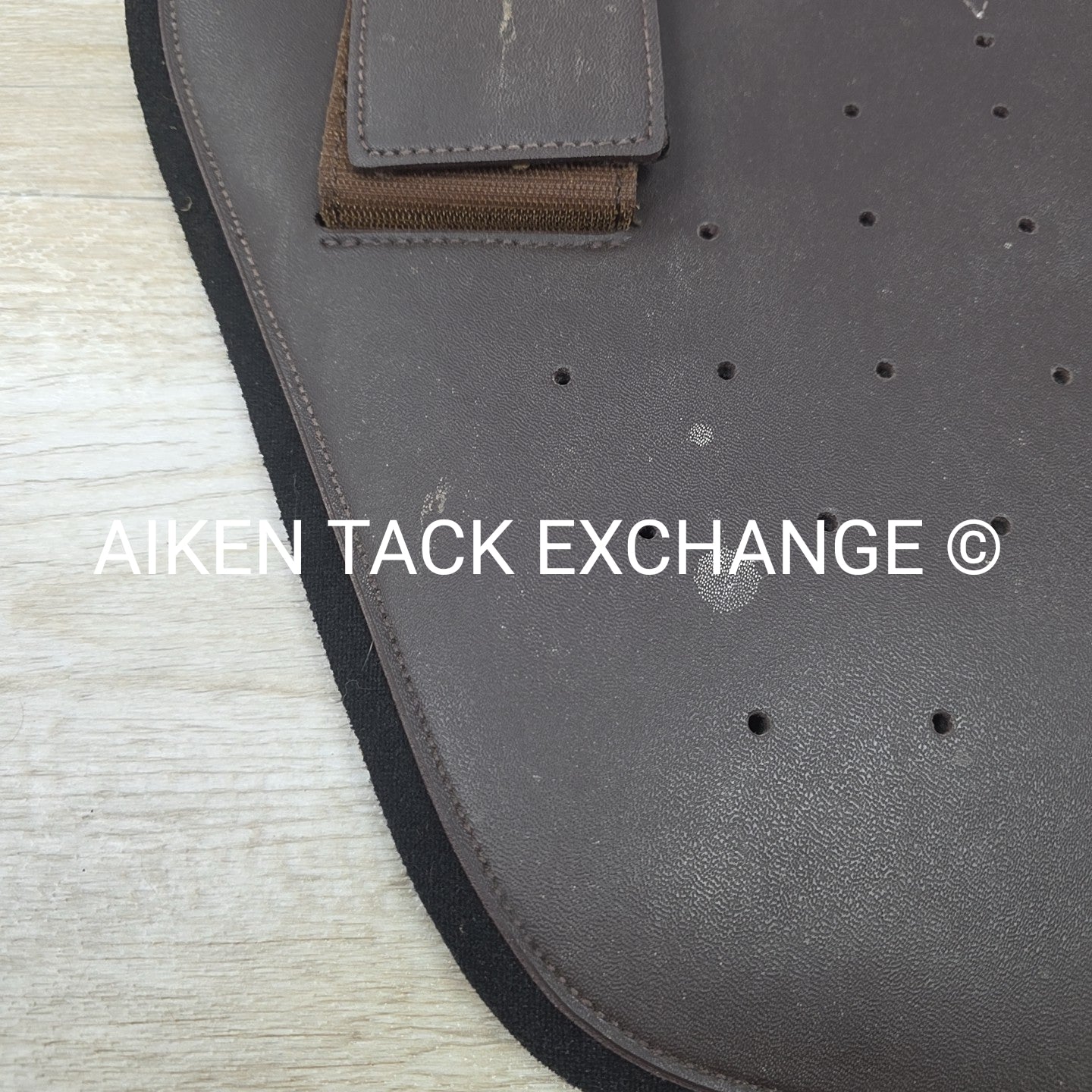 Wintec Belly Guard Stud Guard Girth Attachment, Brown