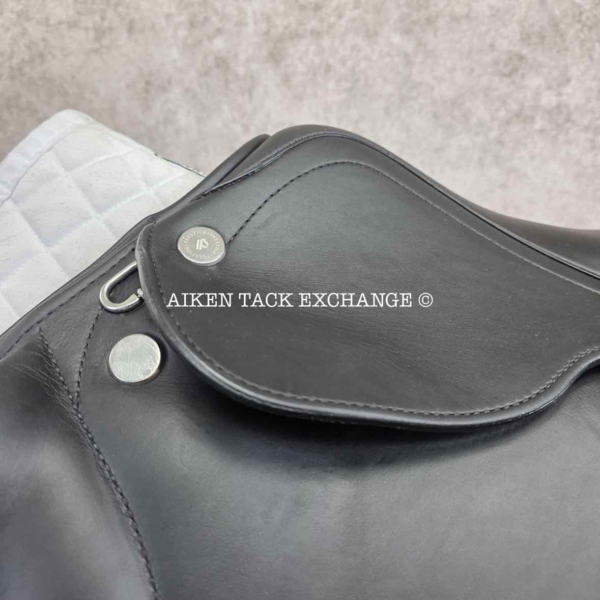 **SOLD** 2024 Prestige Chris Burton K Monoflap Jump Saddle, 17" Seat, 34 Tree -  M/MW, Wool Flocked Panels
