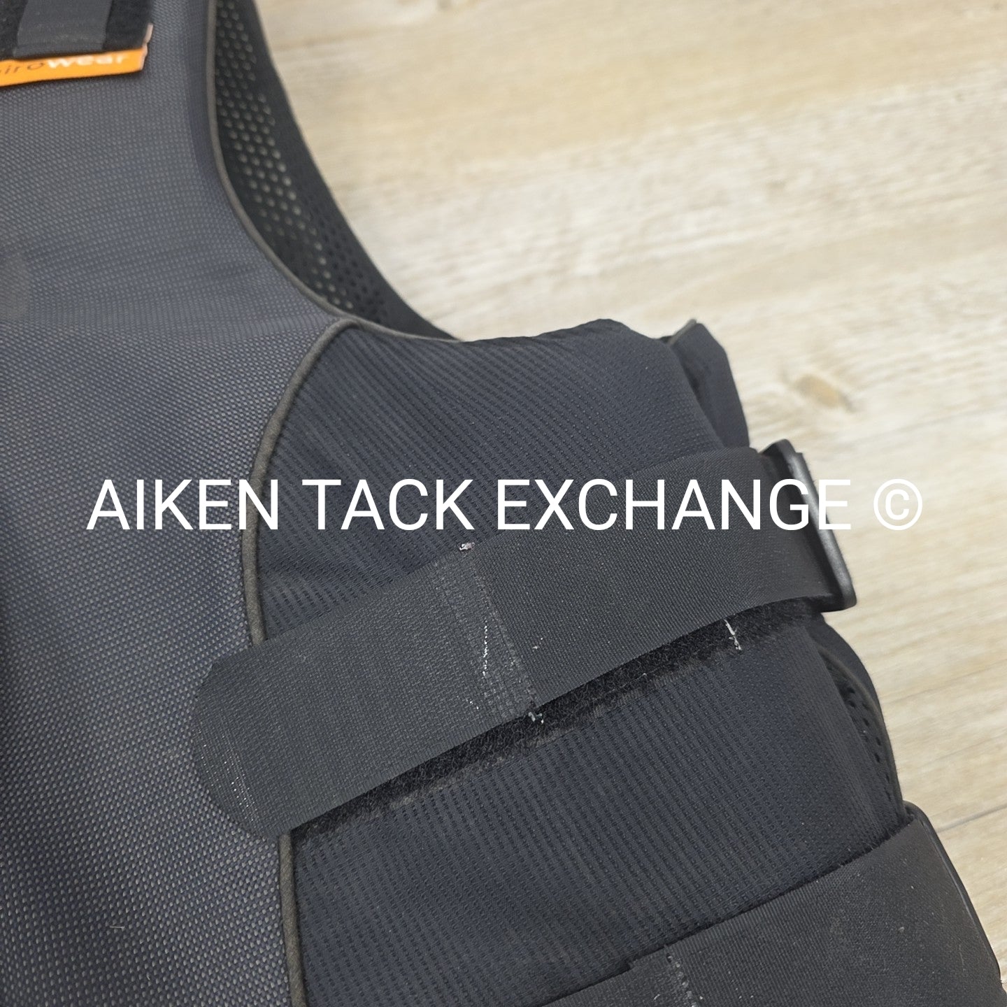 Airowear Outlyne USA Body Protector XC Safety Vest, Women's Medium