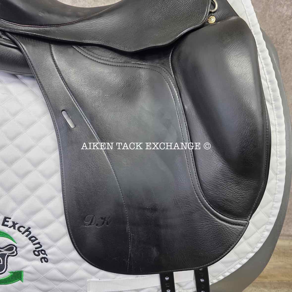 2006 DK Saddlery Freedom Monoflap Dressage Saddle, 17" Seat, M/MW Tree, Wool Flocked Panels