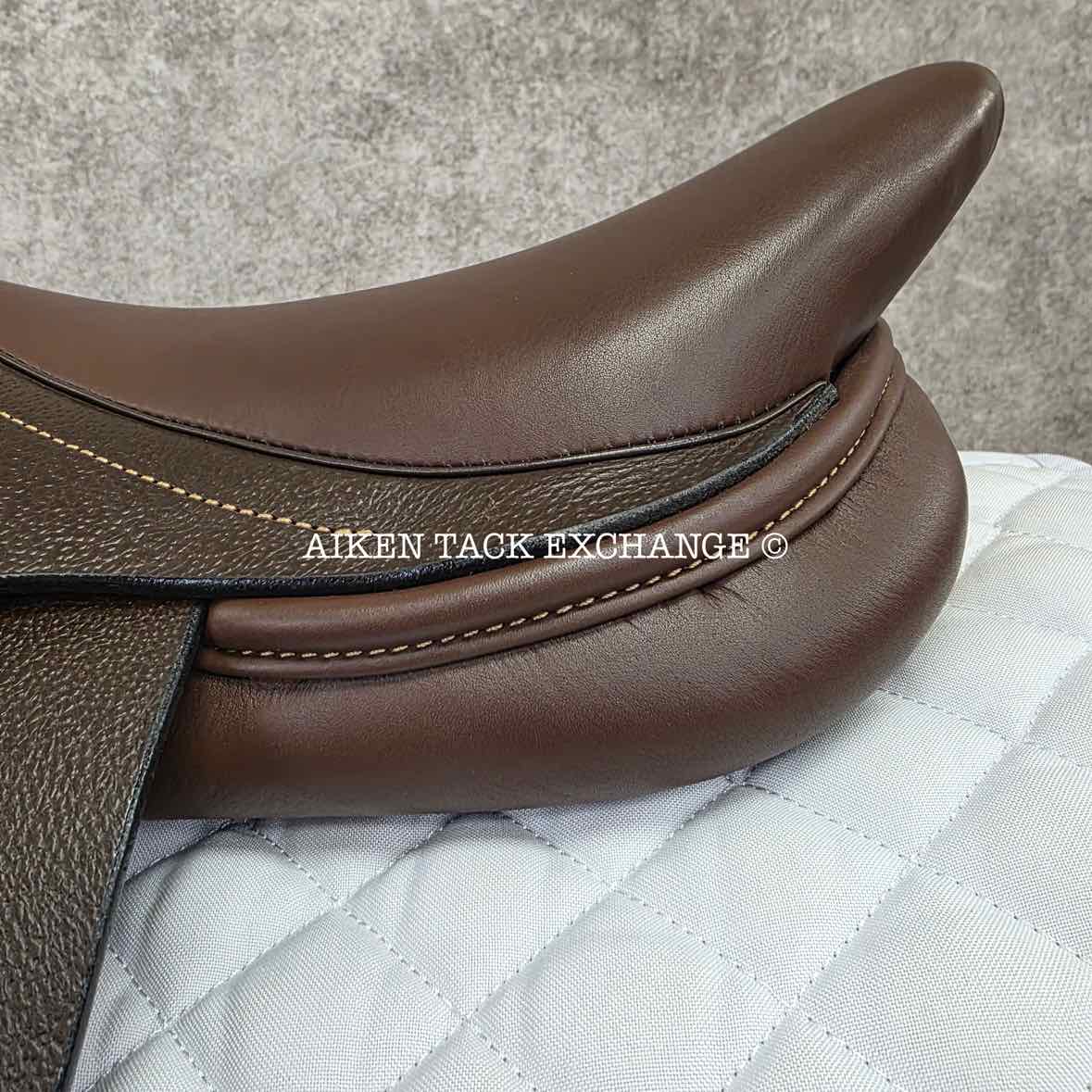 HDR - Henri de Rivel Novice Club Close Contact Jump Saddle, 15" Seat, Regular / Medium Tree, Foam Panels