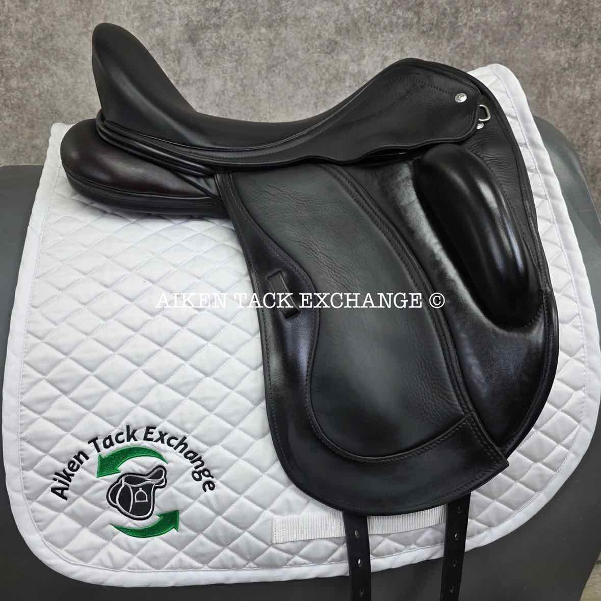 2019 Custom Saddlery Advantage R Monoflap Dressage Saddle, 17.5" Seat, Adjustable Tree, Wool Flocked Hybrid Panels