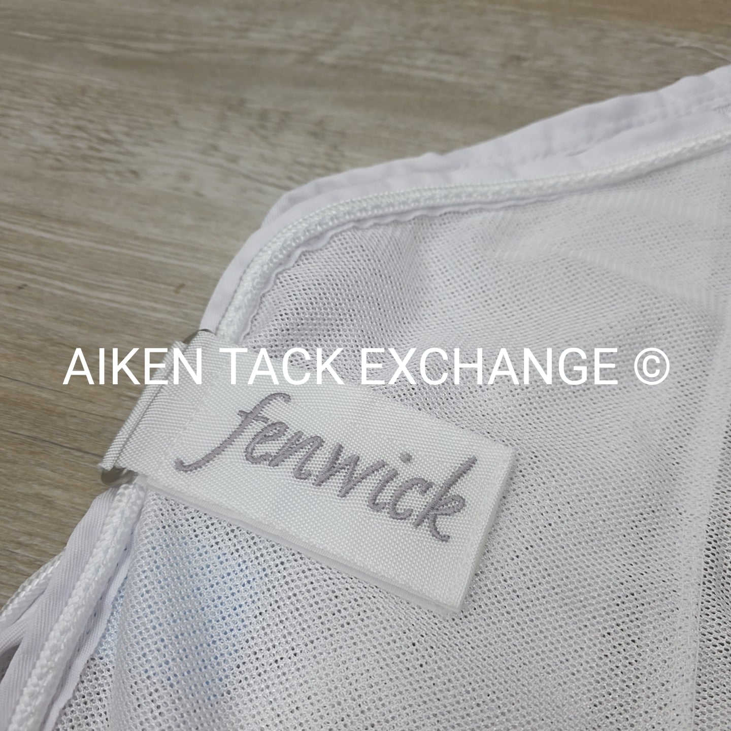Fenwick Equestrian BodyGuard Mesh Cooler, White (has some marks) 62"