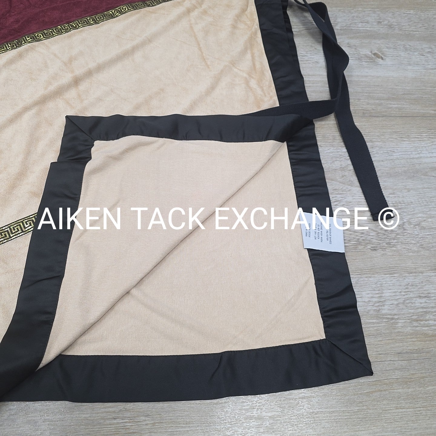 Artemis Horse Fashion Square Cooler