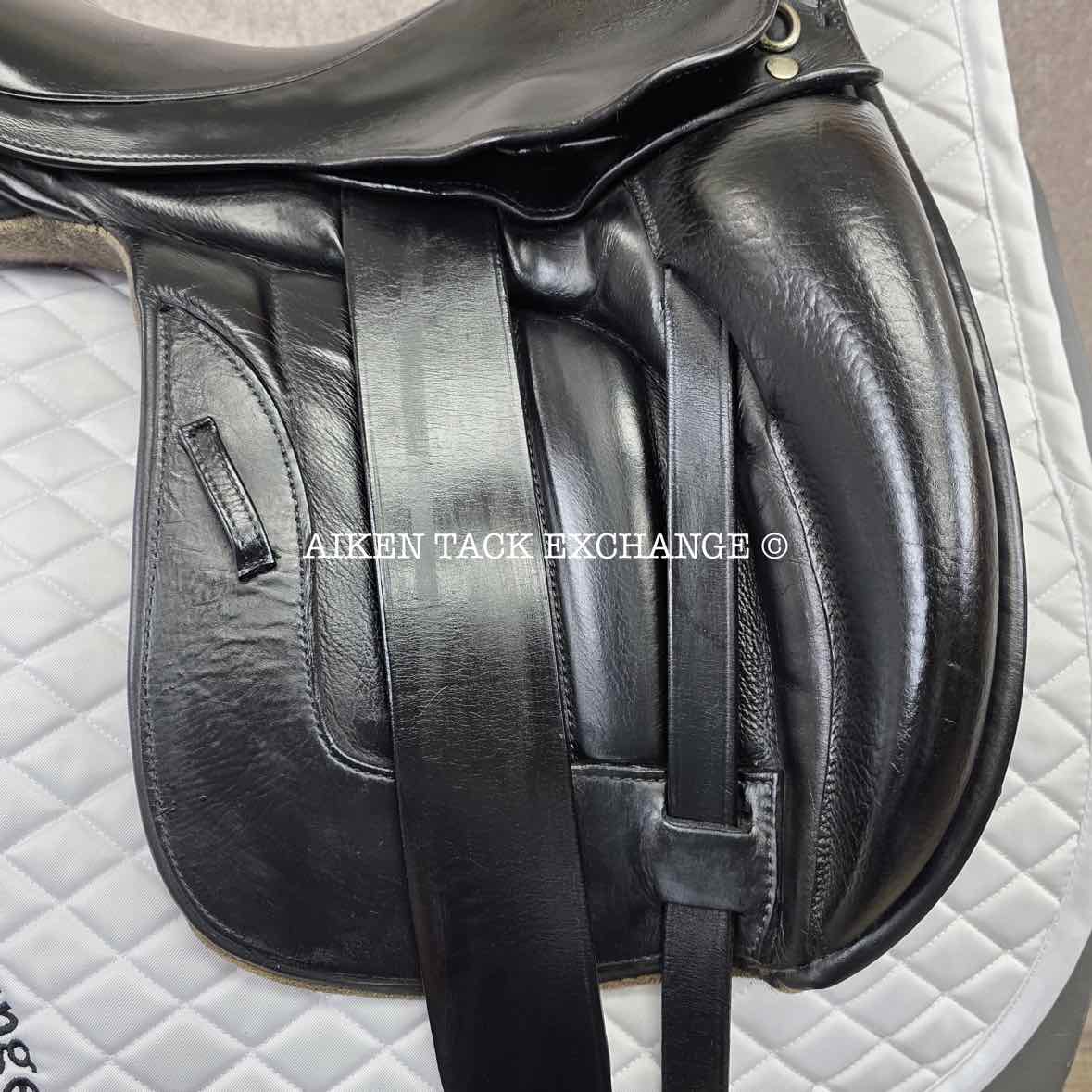 2011 Black Country Vinici Monoflap Dressage Saddle, 17.5" Seat, Medium Wide Tree, Wool Flocked Serge Panels
