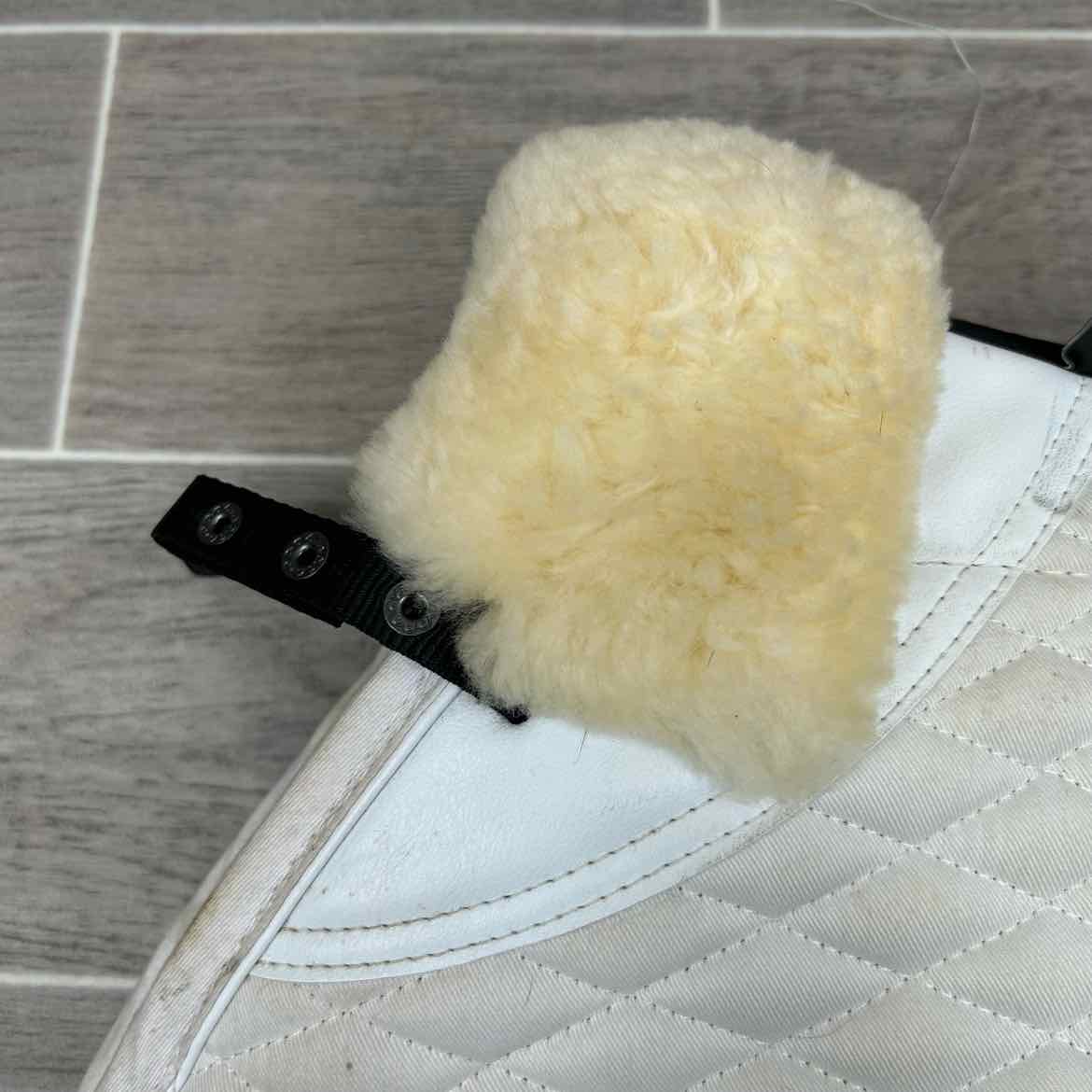 Stubben Streamline Sheepskin Close Contact All Purpose Saddle Pad