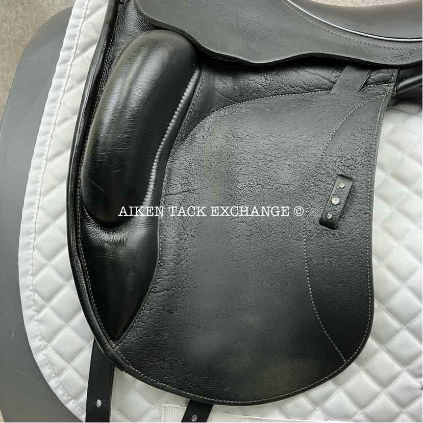 2015 Custom Saddlery Everest Monoflap Dressage Saddle, 18" Seat, Short Flap, Adjustable Tree, Wool Flocked Panels