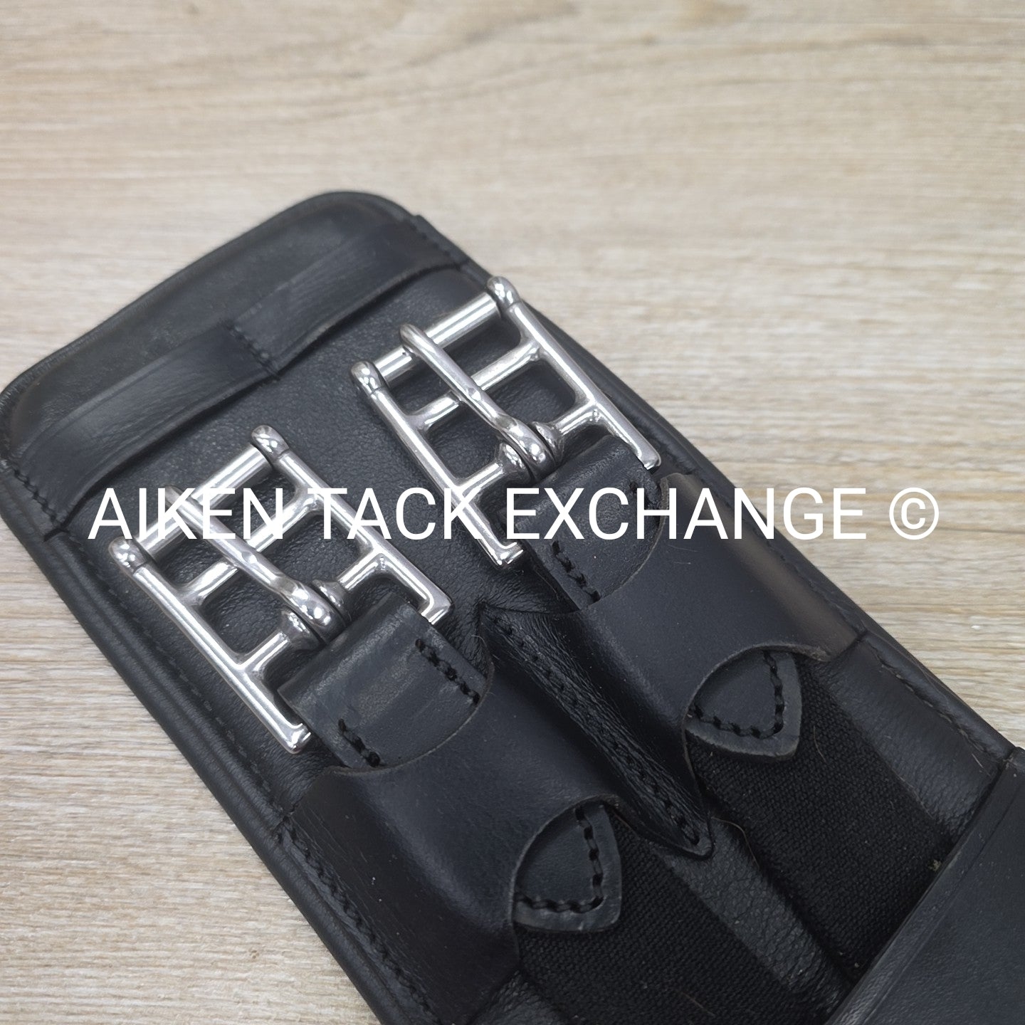 Shires Velociti Lusso Dressage Girth, 26"