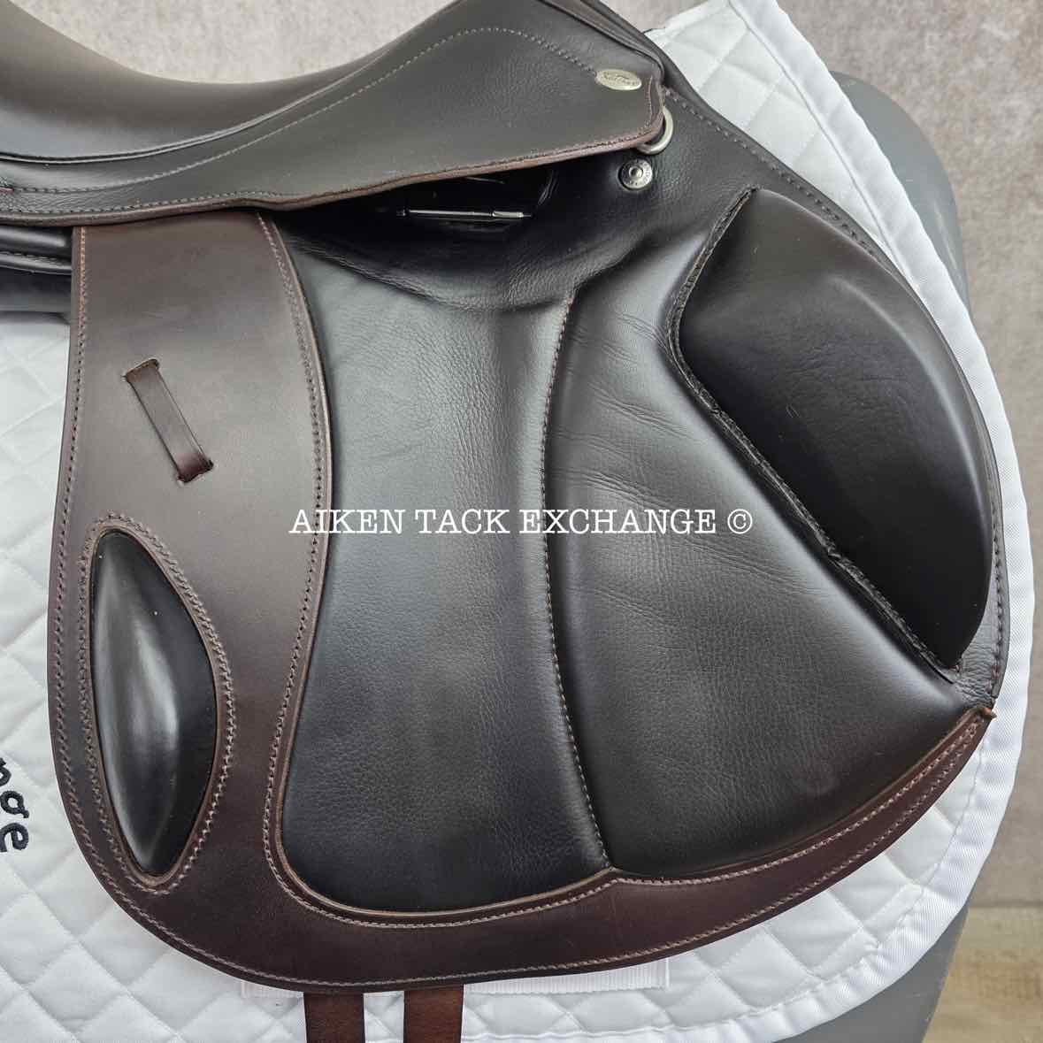 2025 Kentaur Eventer II Monoflap Jump Saddle, 17.5" Seat, Medium Wide Tree, Wool Flocked Panels