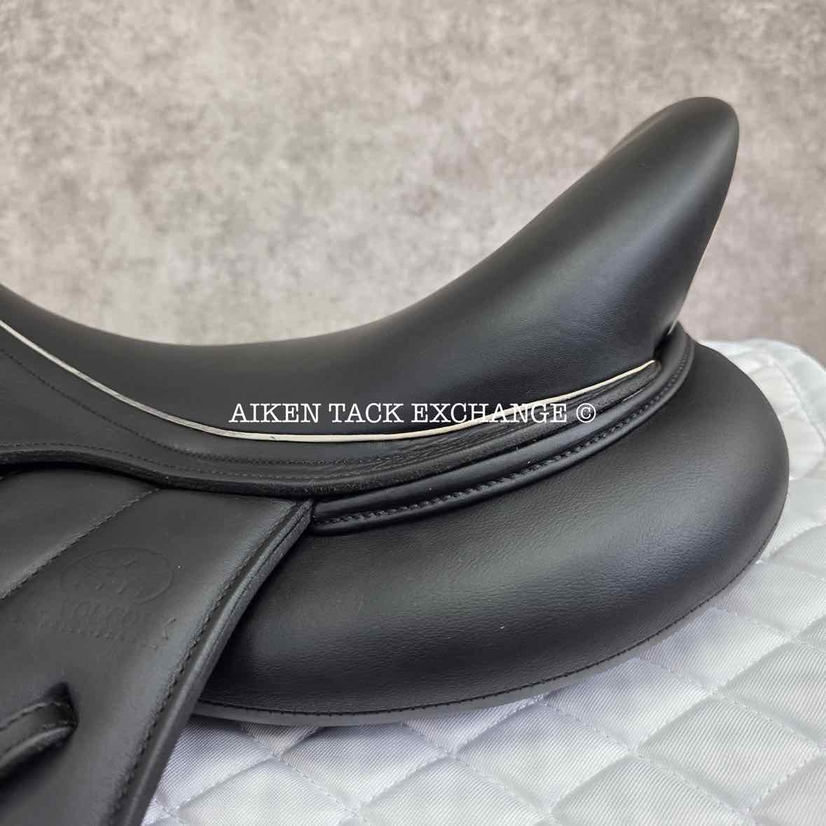 2017 Devoucoux Makila S Monoflap Dressage Saddle, 18" Seat, 1A Flap, M/MW Tree, D3D Panels, Full Buffalo Leather