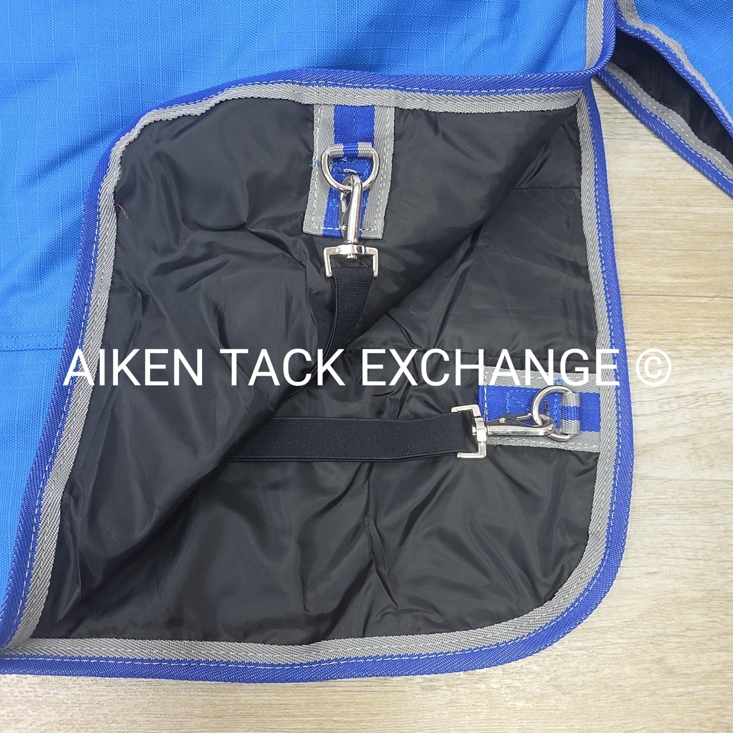 Schneiders Dura-Tech Viking Pony Medium Weight Turnout with Neck Cover, 64"