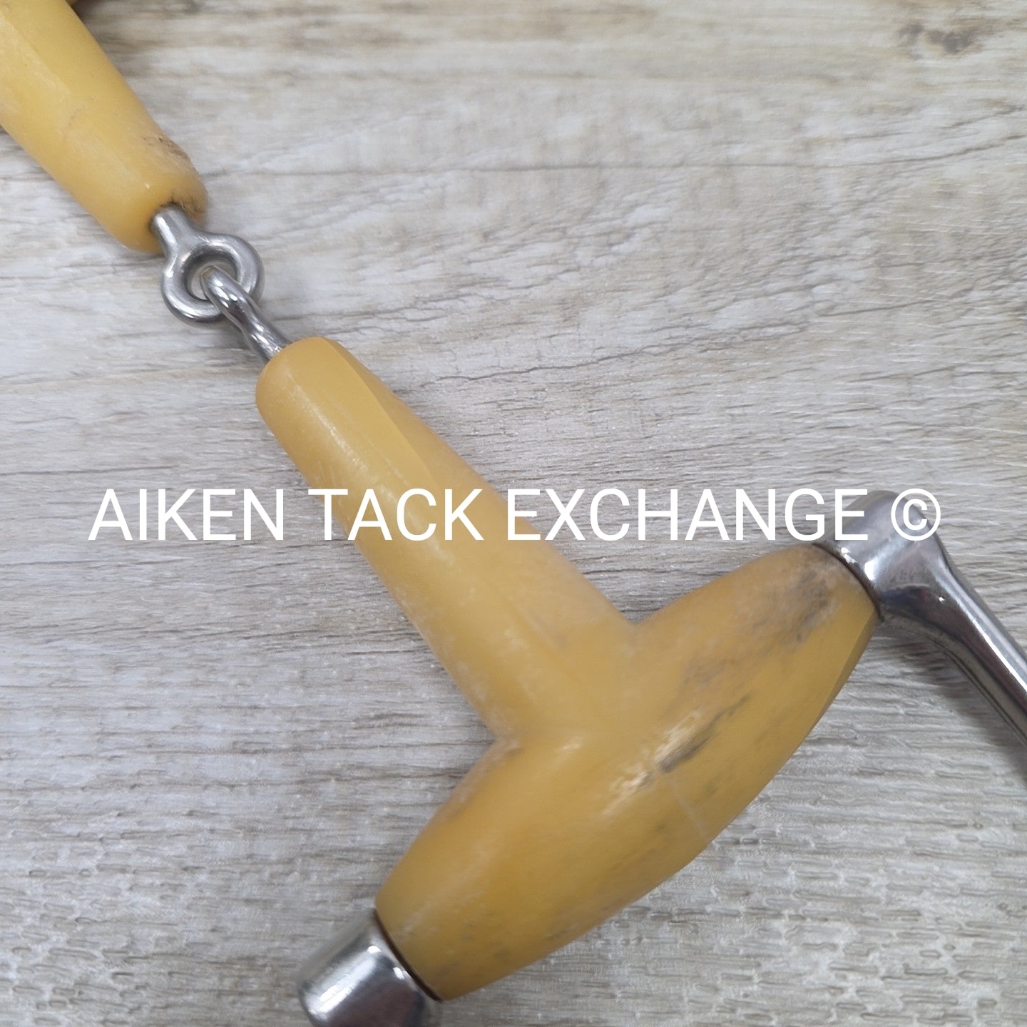 Happy Mouth Single Joint D Ring Bit 5" (Has Chew Marks)