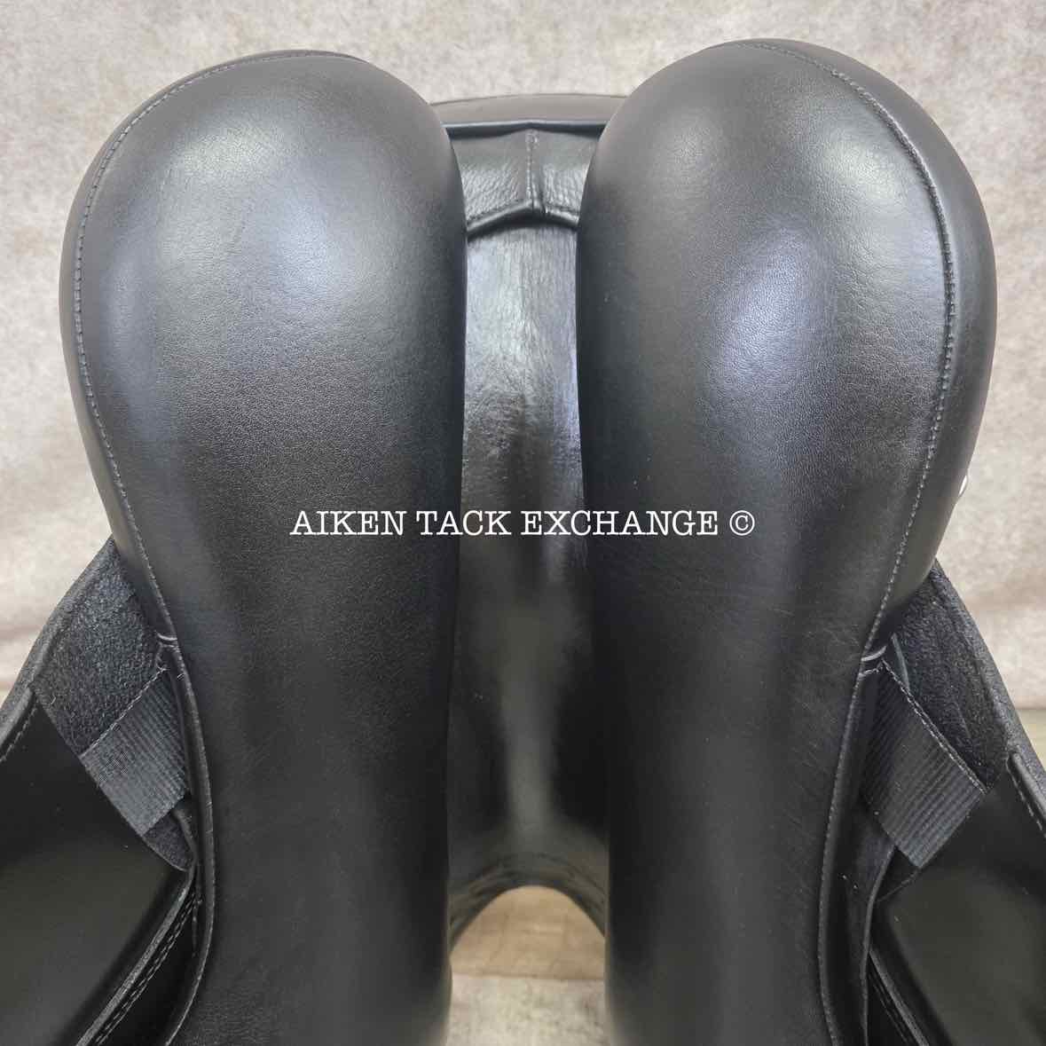 **SOLD** 2019 Custom Saddlery Wolfgang Solo MKII Monoflap Dressage Saddle, 17" Seat, Adjustable Tree, Wool Flocked Panels