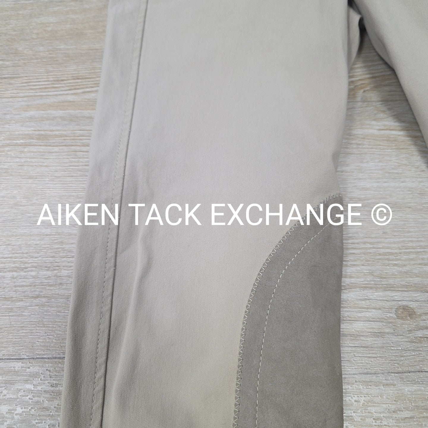 Tailored Sportsman Trophy Hunter Knee Patch Breeches, Size 12