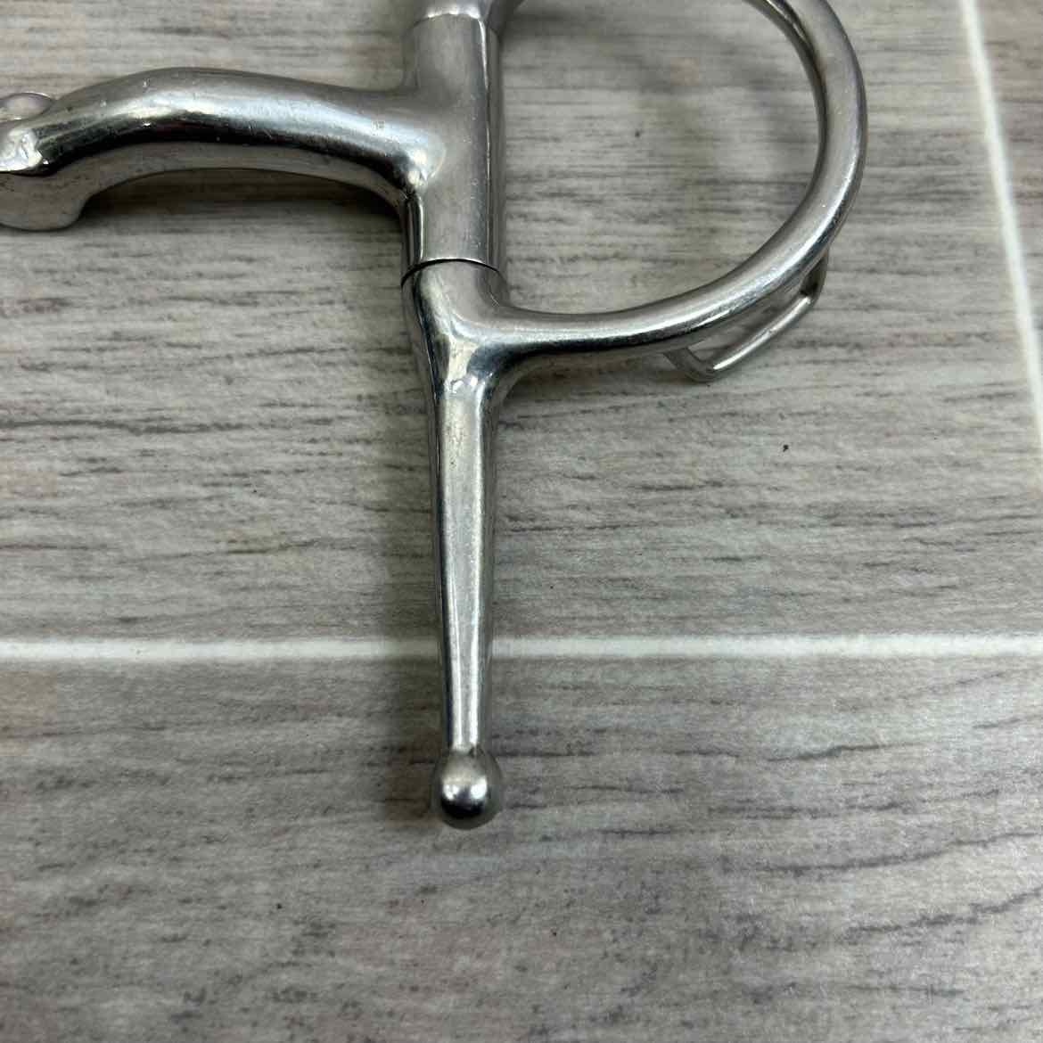 Double Joint Hinged Full Cheek Bit with Hooks 5"