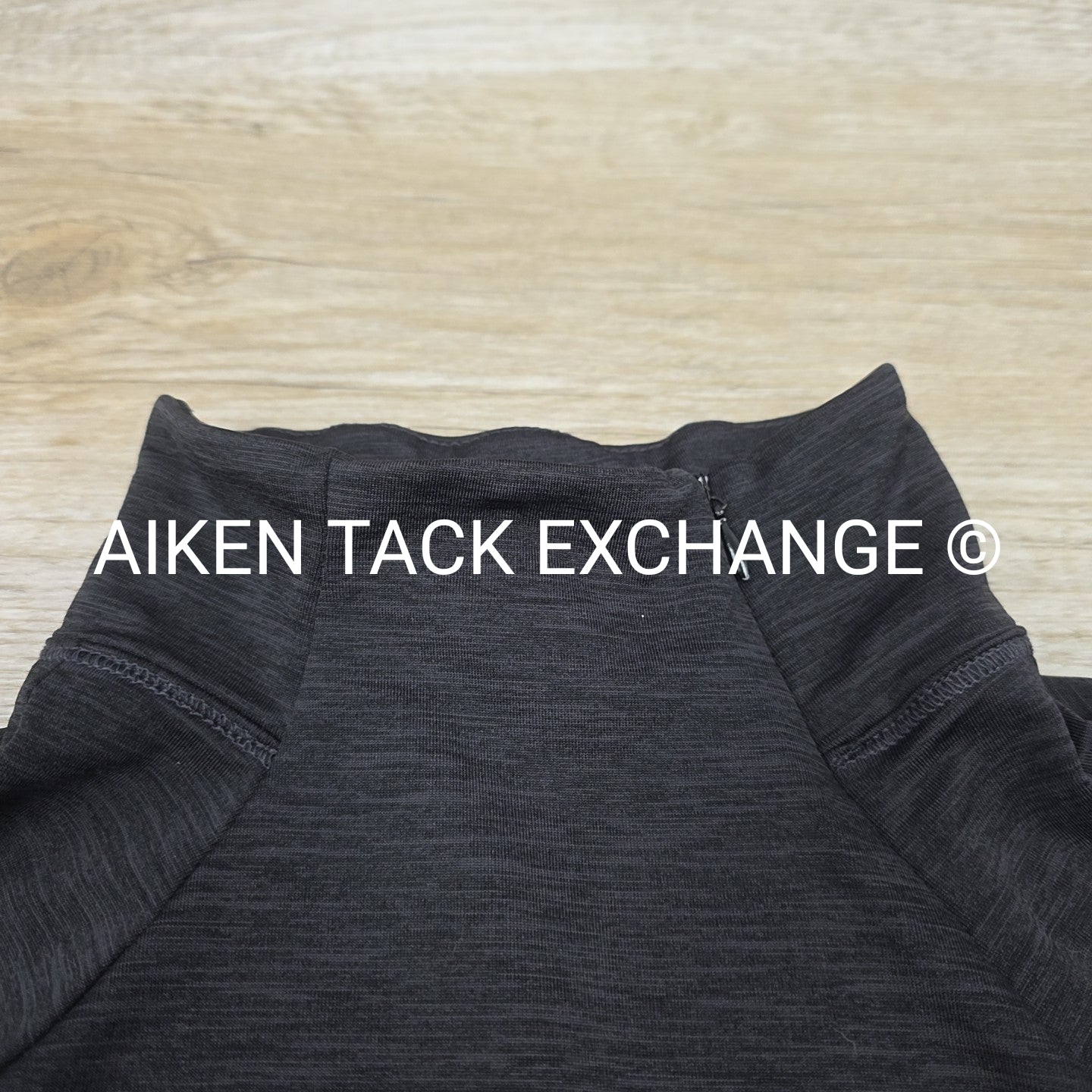 Layer 8 Long Sleeve Light Weight Pull Over, Size Medium