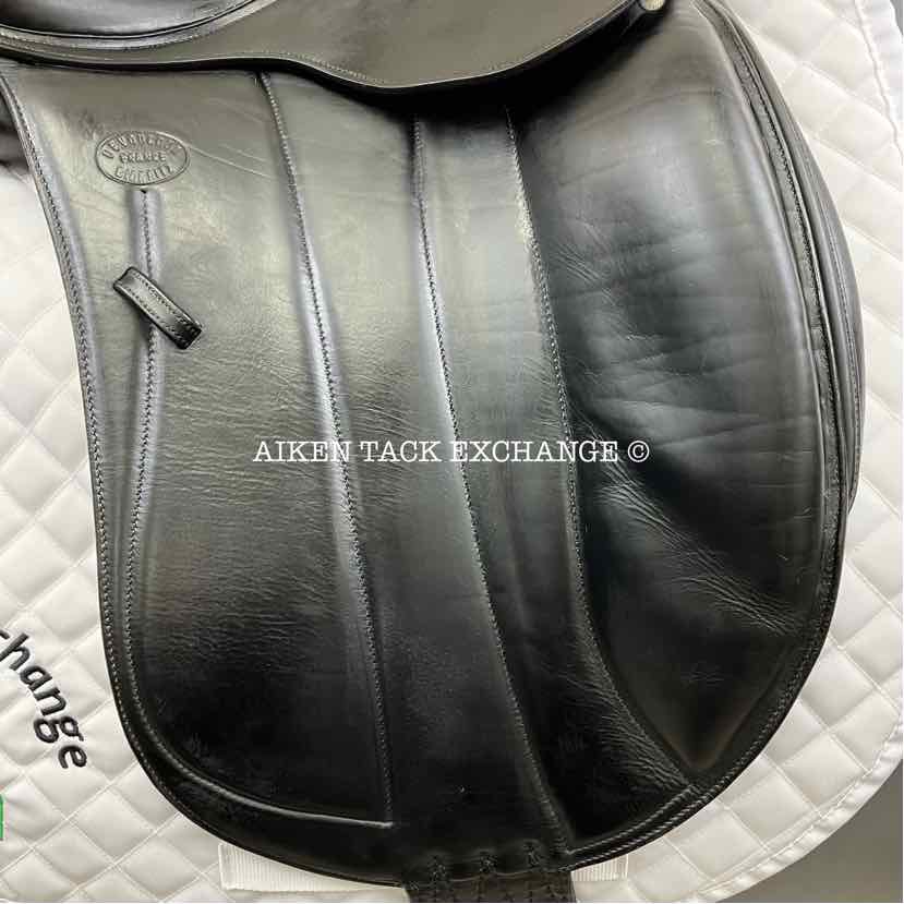 1998 Devoucoux Milady Monoflap Dressage Saddle, 17" Seat, 2 Flap, Medium Tree, Foam Panels