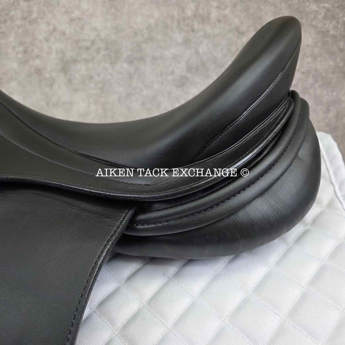 2018 Erreplus Freestyle Monoflap Dressage Saddle, 17" Seat, Adjustable Tree, Wool Flocked Panels