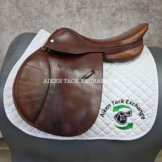 2007 Circuit by Dover Saddlery Close Contact Jump Saddle, 18" Seat, Medium Wide Tree, Foam Panels