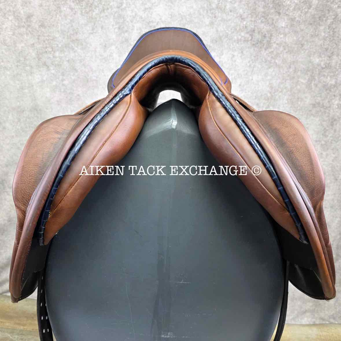 2022 Custom Saddlery Fleur De Lys Monoflap Jump Saddle, 17.5" Seat, Adjustable Tree, Wool Flocked Panels