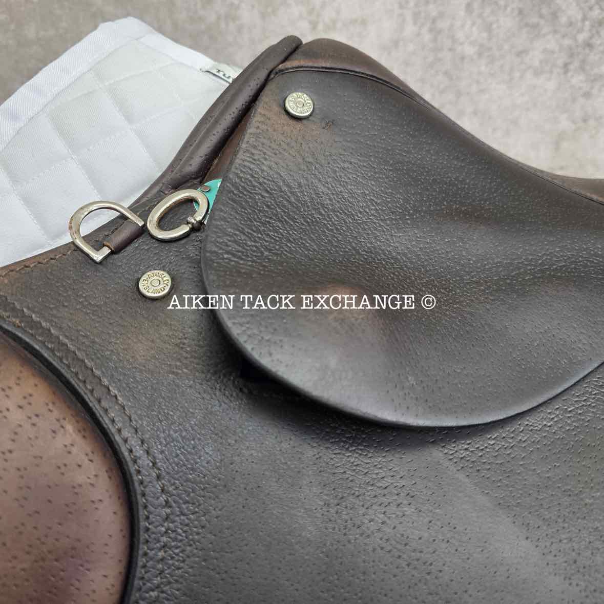 Ainsley Chester Jump Saddle, 17" Seat, Forward Flap, Medium Tree, Wool Flocked Panels