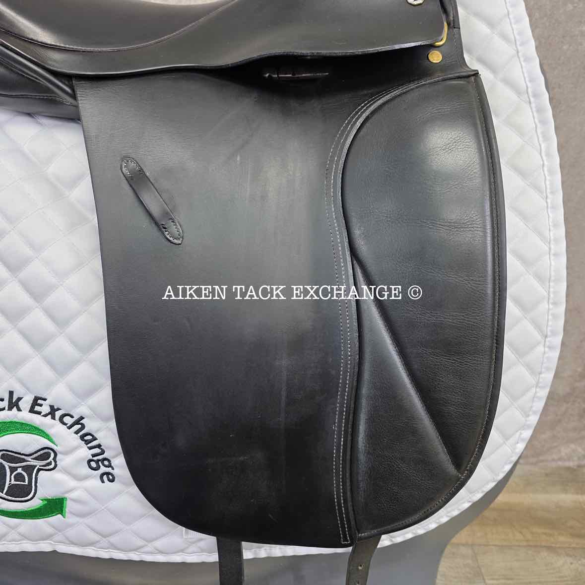 Cliff Barnsby Luxus Dressage Saddle, 17.5" Seat, Medium Tree, Wool Flocked Panels