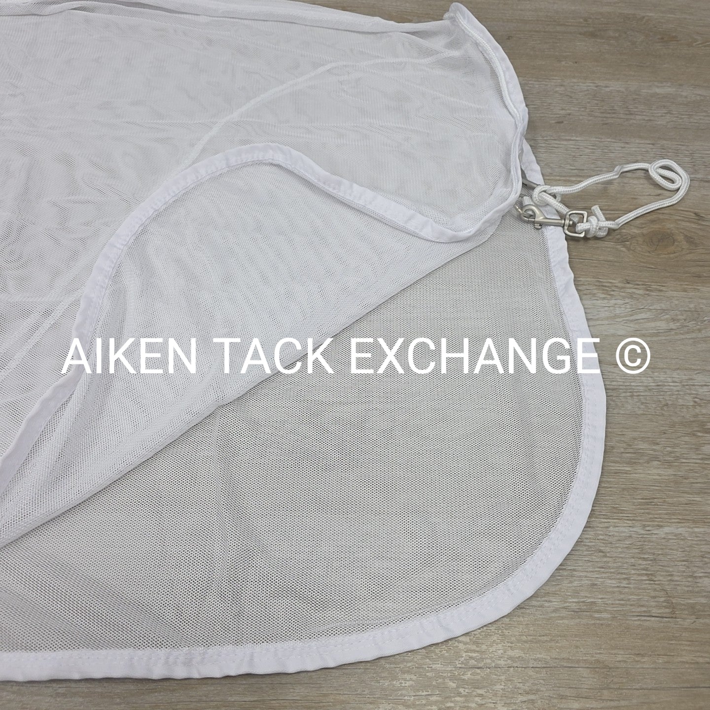 Fenwick Equestrian BodyGuard Mesh Cooler, White (has some marks) 62"