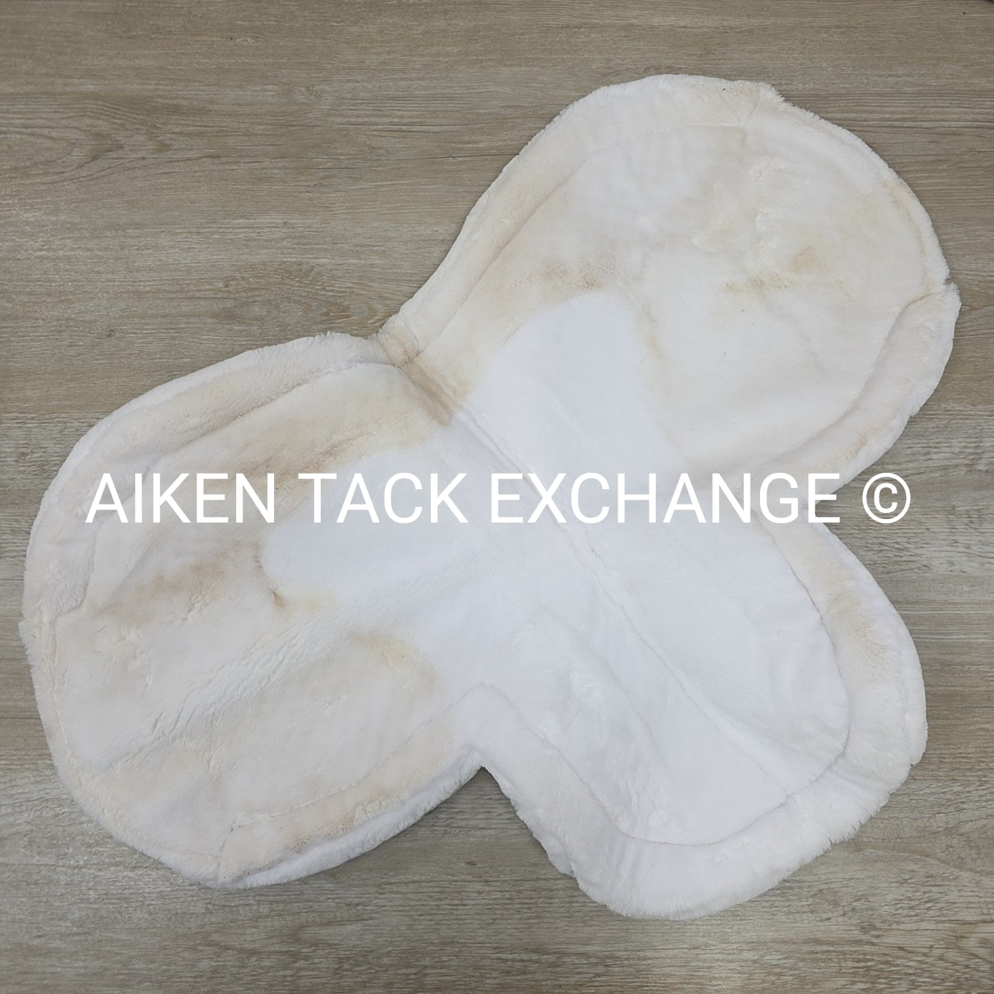 Shires SupaFleece Fully Lined Shaped Saddle Pad, 18"