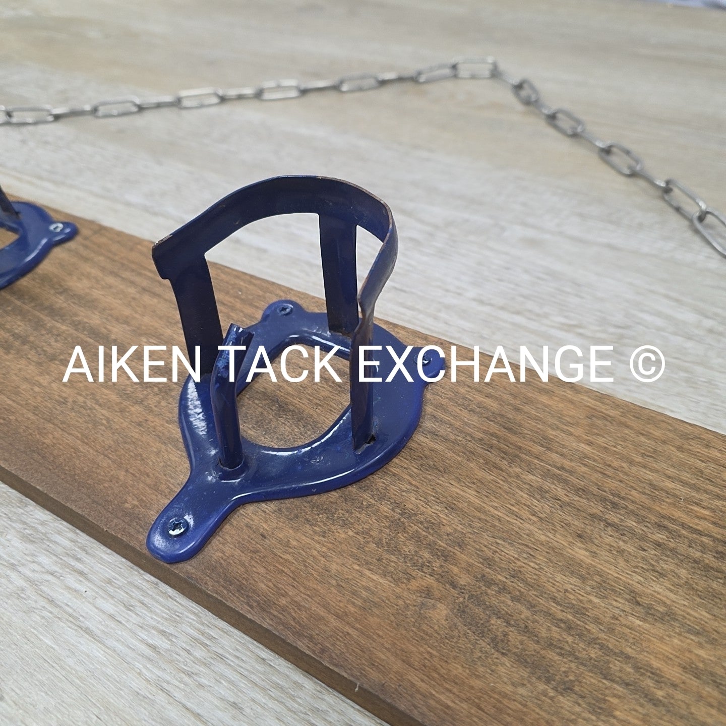 4-Hook Bridle Rack Mounted on Wood with Chain for Hanging
