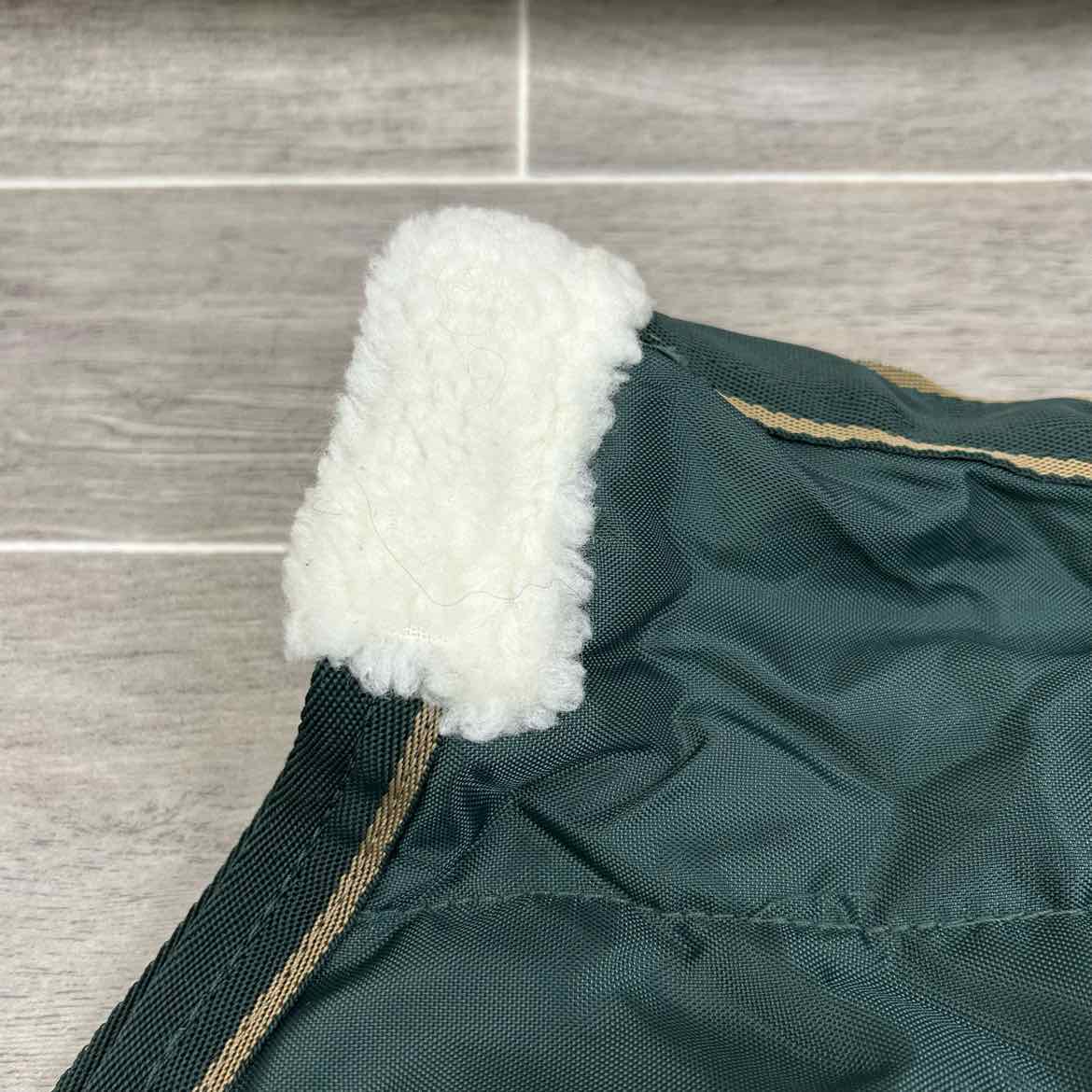 Beval Stable Blanket 84"