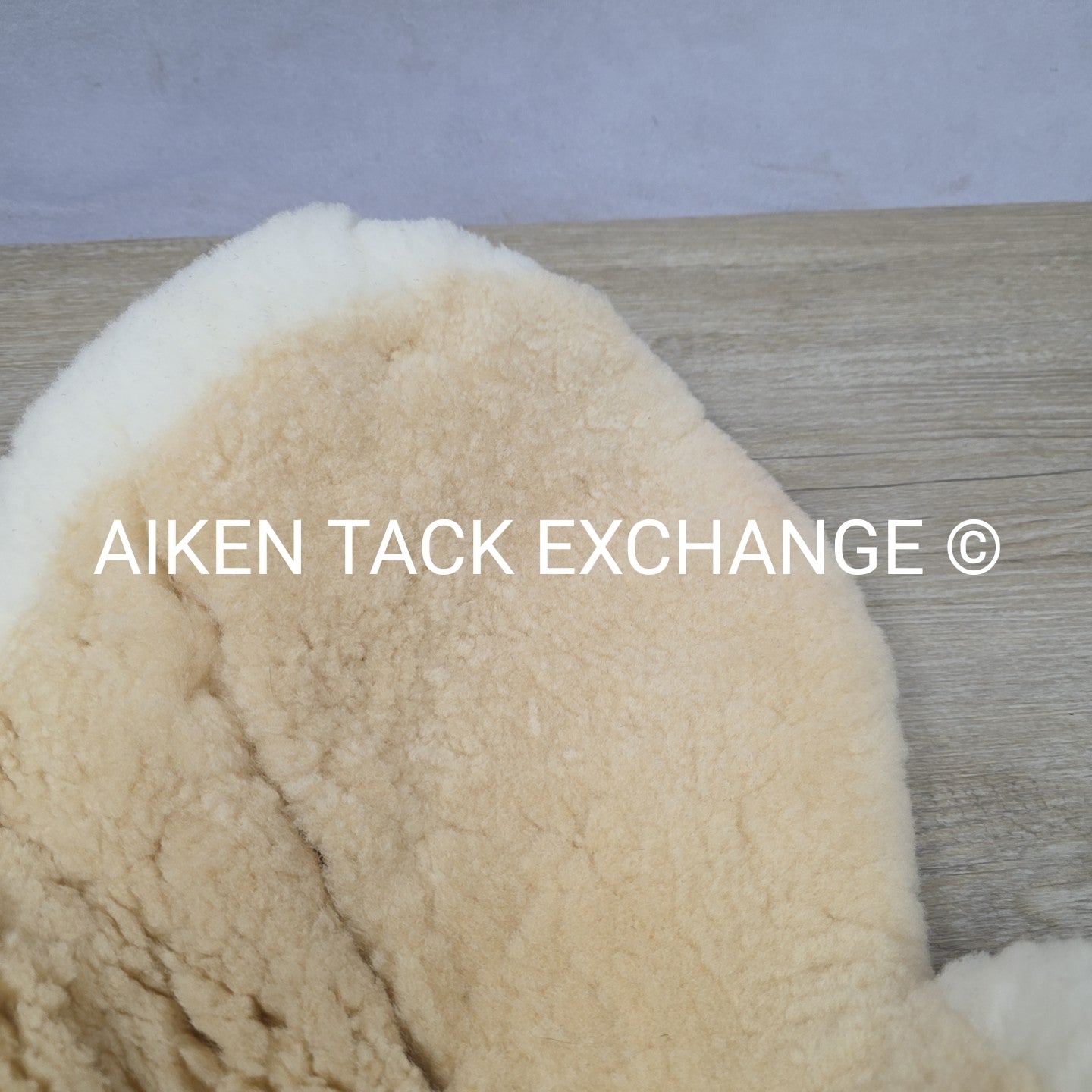 Fleeceworks FXK Classic Sheepskin Half Pad with Rolled Edges, Medium