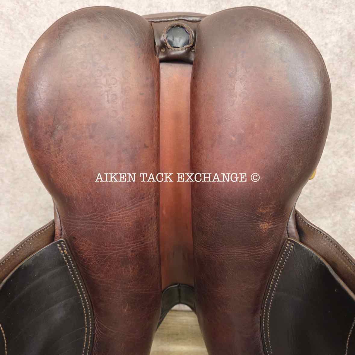 2006 Bates Close Contact Jump Saddle, 17.5" Seat, Adjustable Tree - Changeable Gullet, Wool Flocked Panels