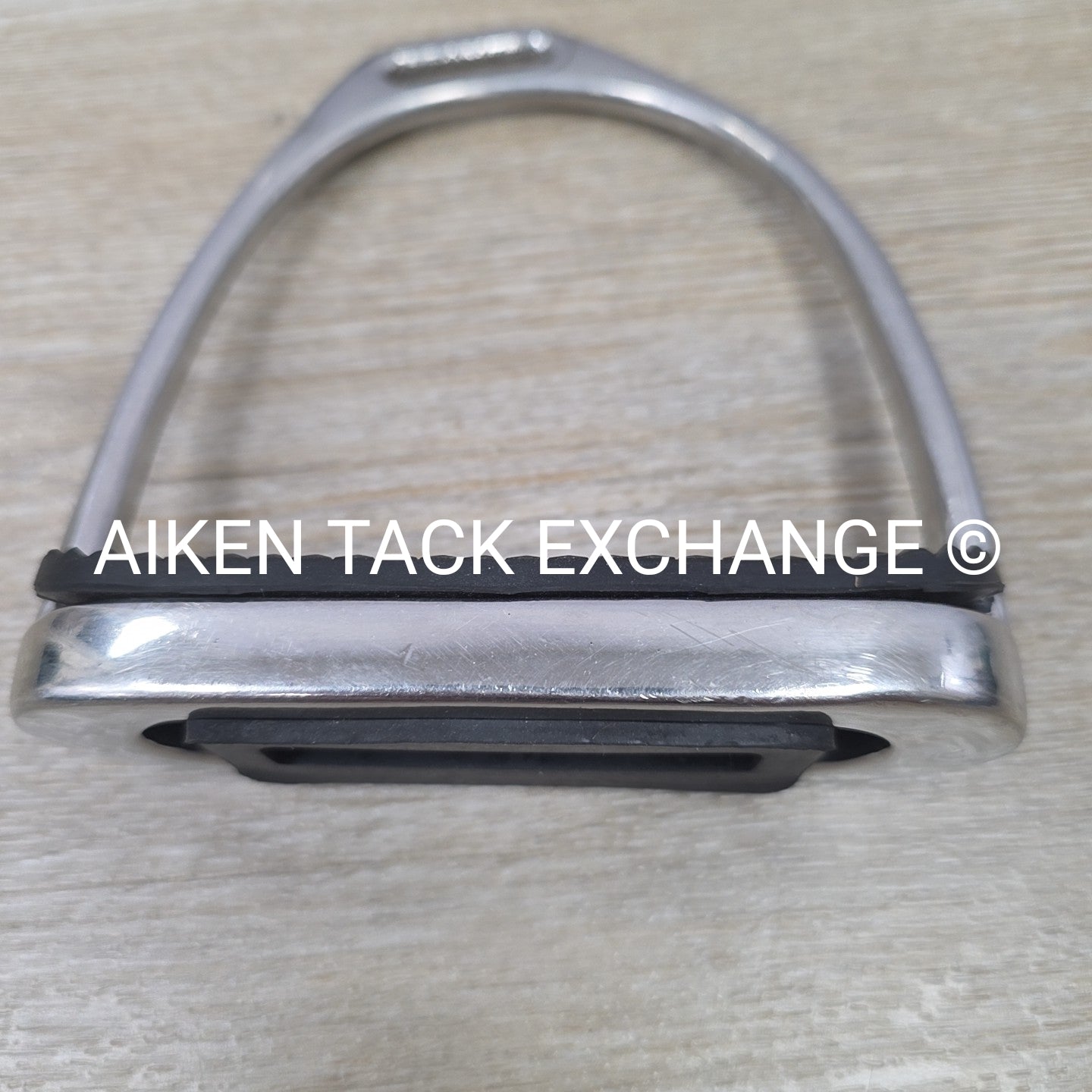 Korsteel Offset Fillis Stirrup Irons, 4.75"