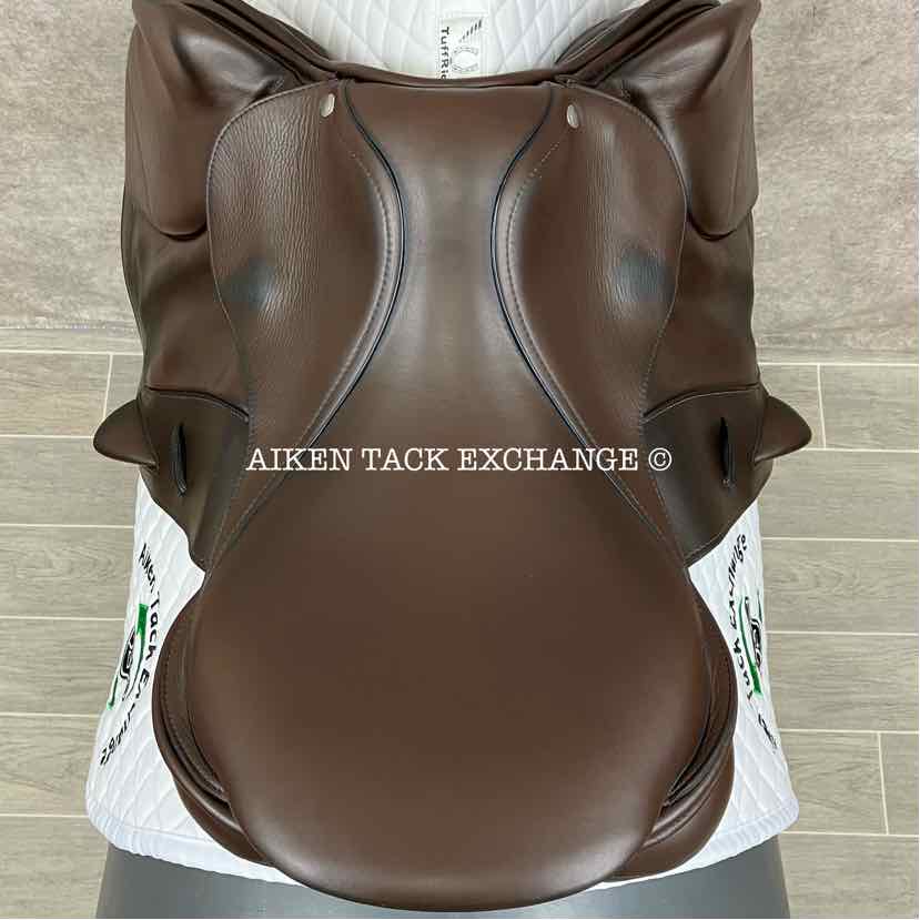 **SOLD** 2019 Custom Saddlery Monte Carlo Monoflap Jump Saddle, 17.5" Seat, Adjustable Tree, Wool Flocked Hybrid Panels