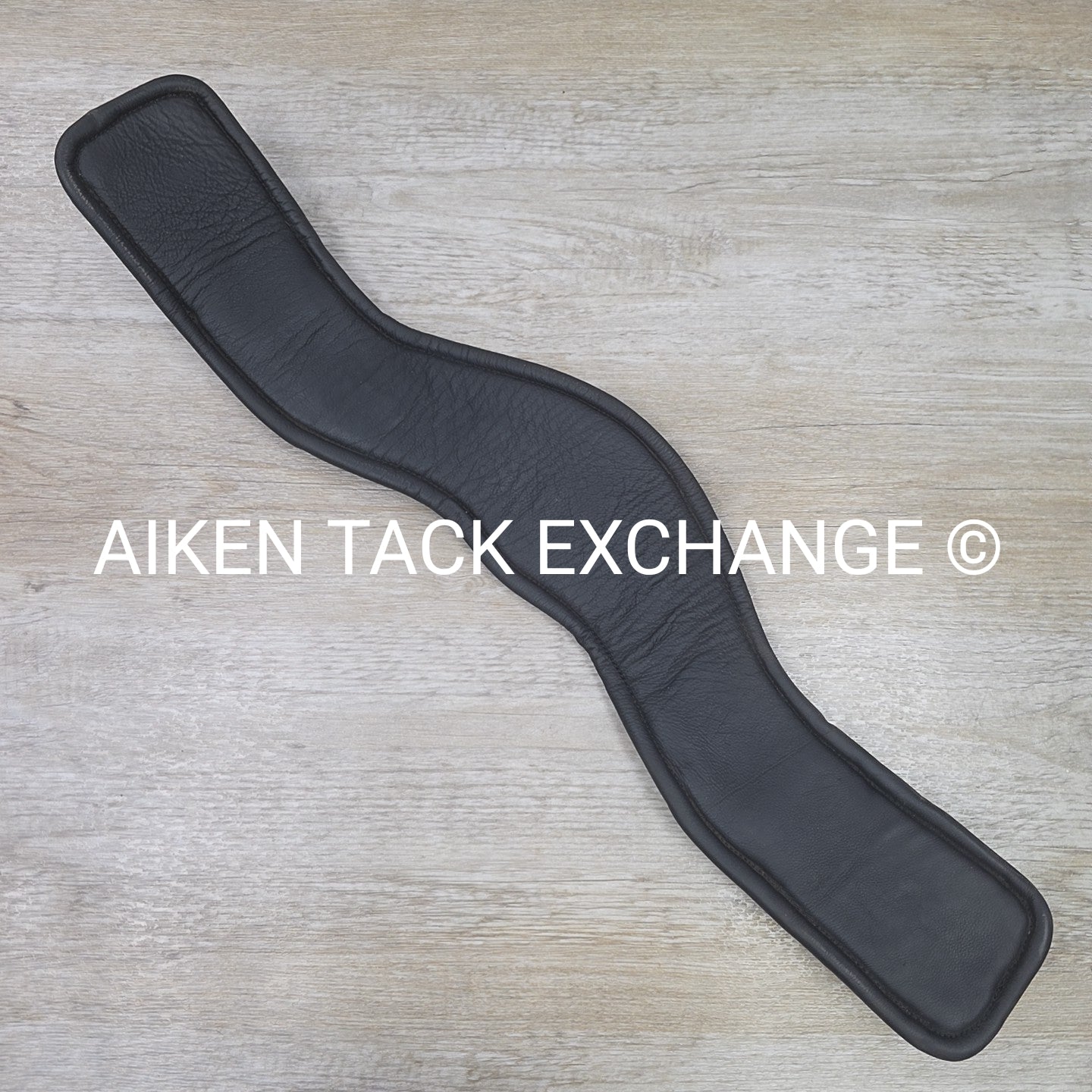 HKM Premium Contour Dressage Girth, Black, 24"