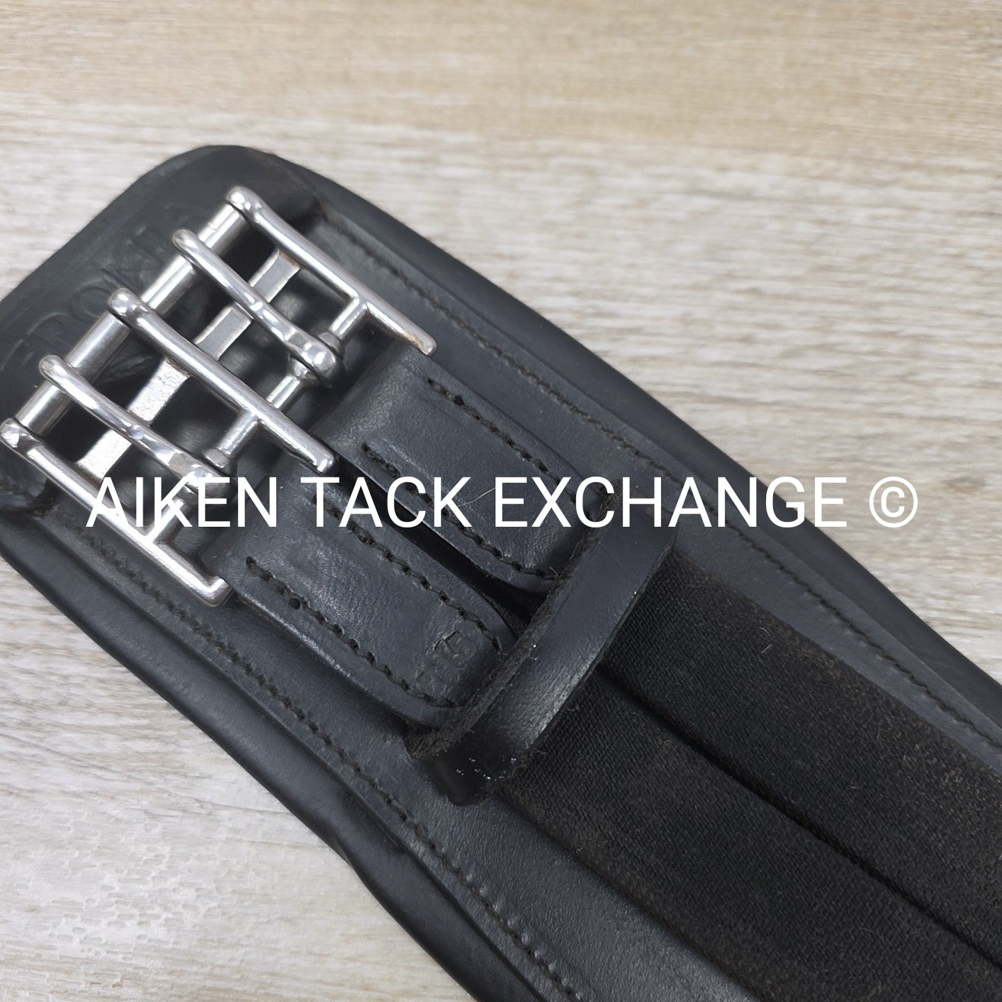 Eponia Contour Dressage Girth, Black, 34"