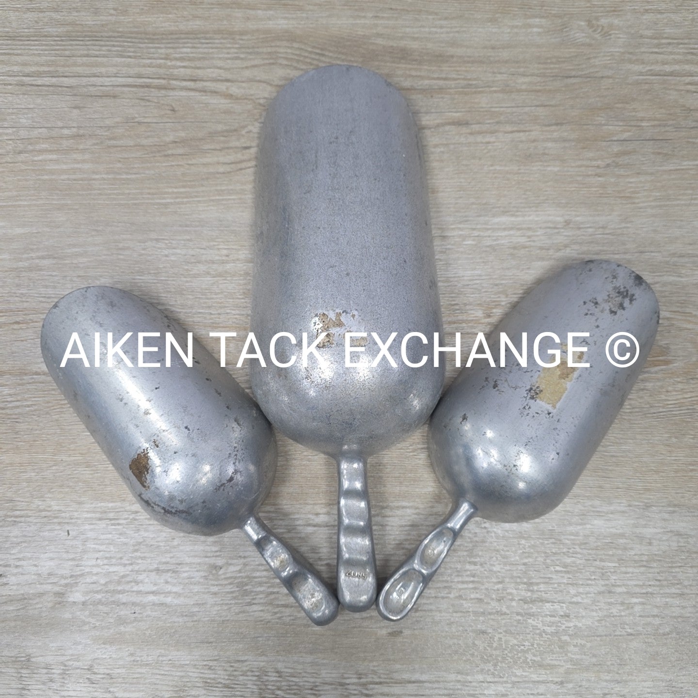BARGAIN BUNDLE: 3 Metal Feed Scoops
