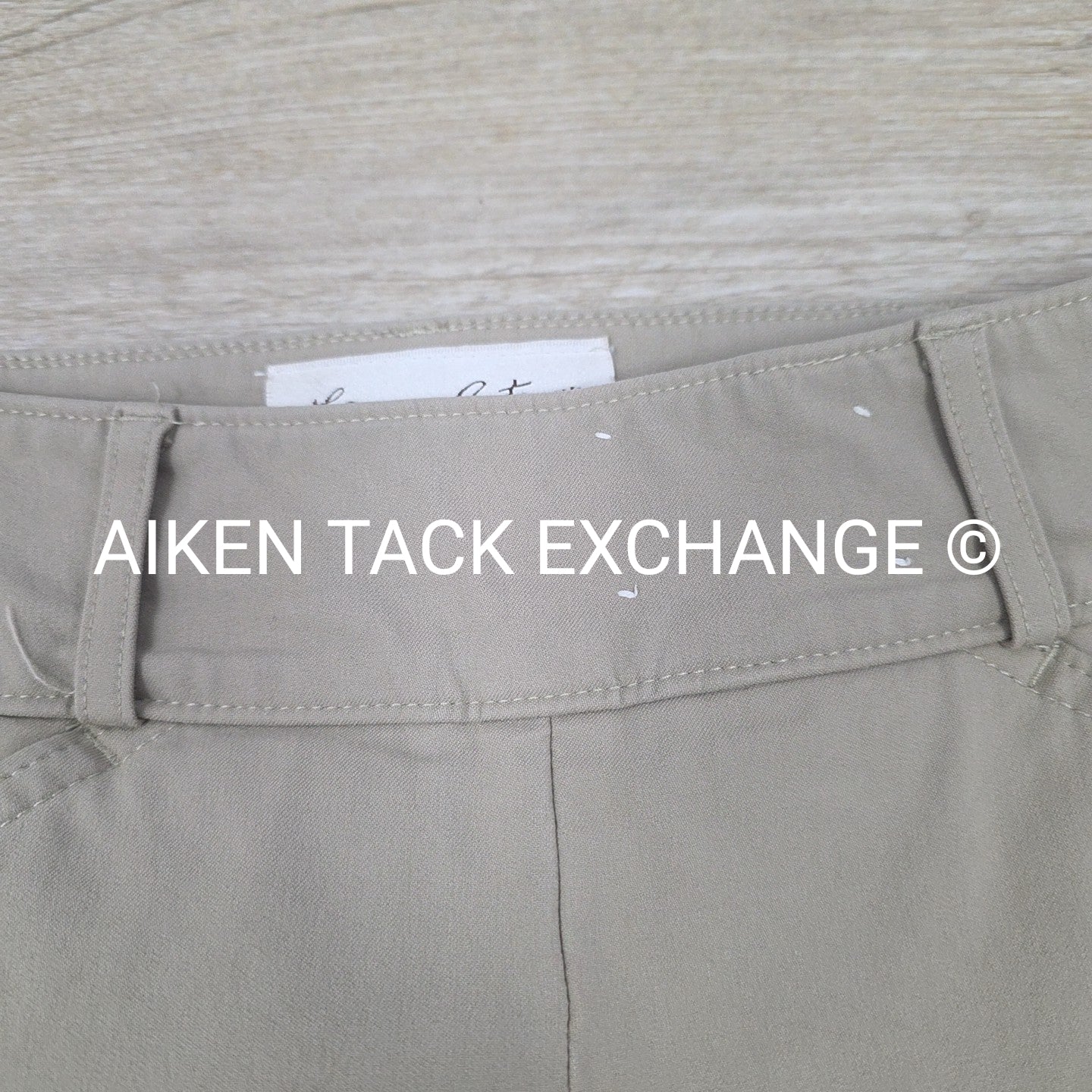 Tailored Sportsman Trophy Hunter Knee Patch Breeches, Size 24