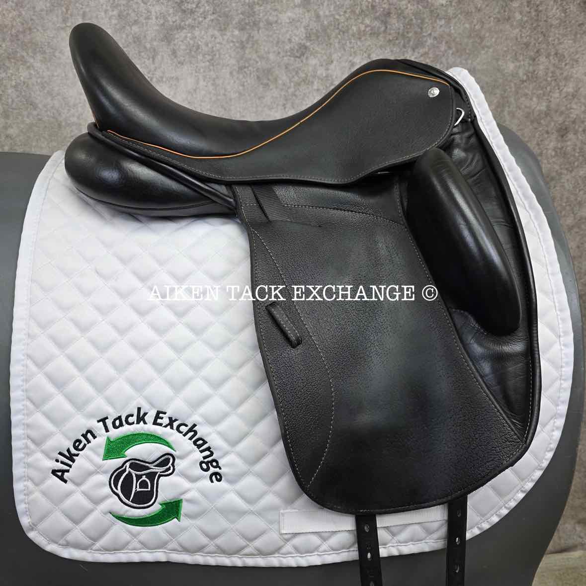 2013 Custom Saddlery Icon Star Monoflap Dressage Saddle, 18" Seat, Adjustable Tree, Wool Flocked Panels