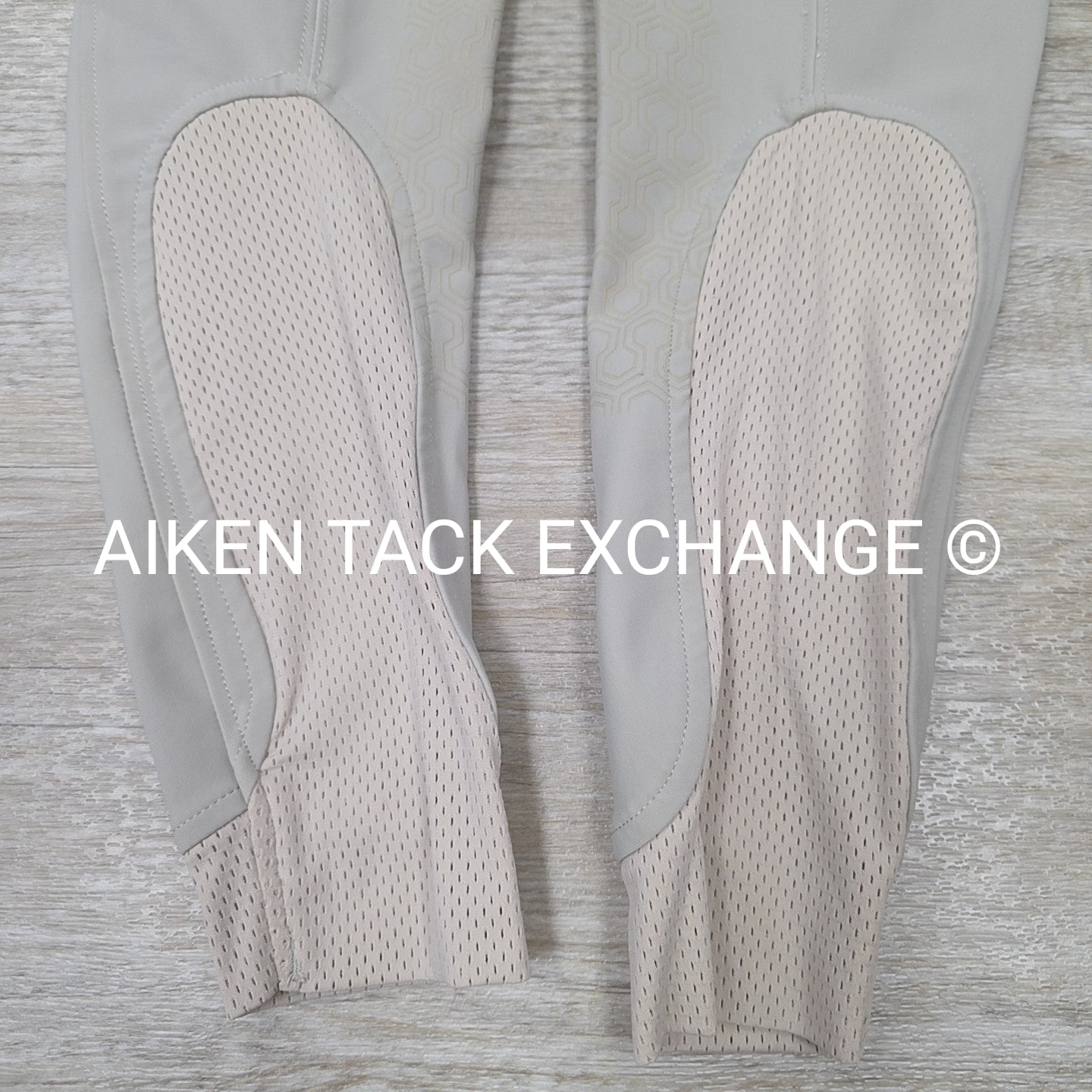 Ariat Tri Factor Silicone Grip Knee Patch Breeches, Size 22 R
