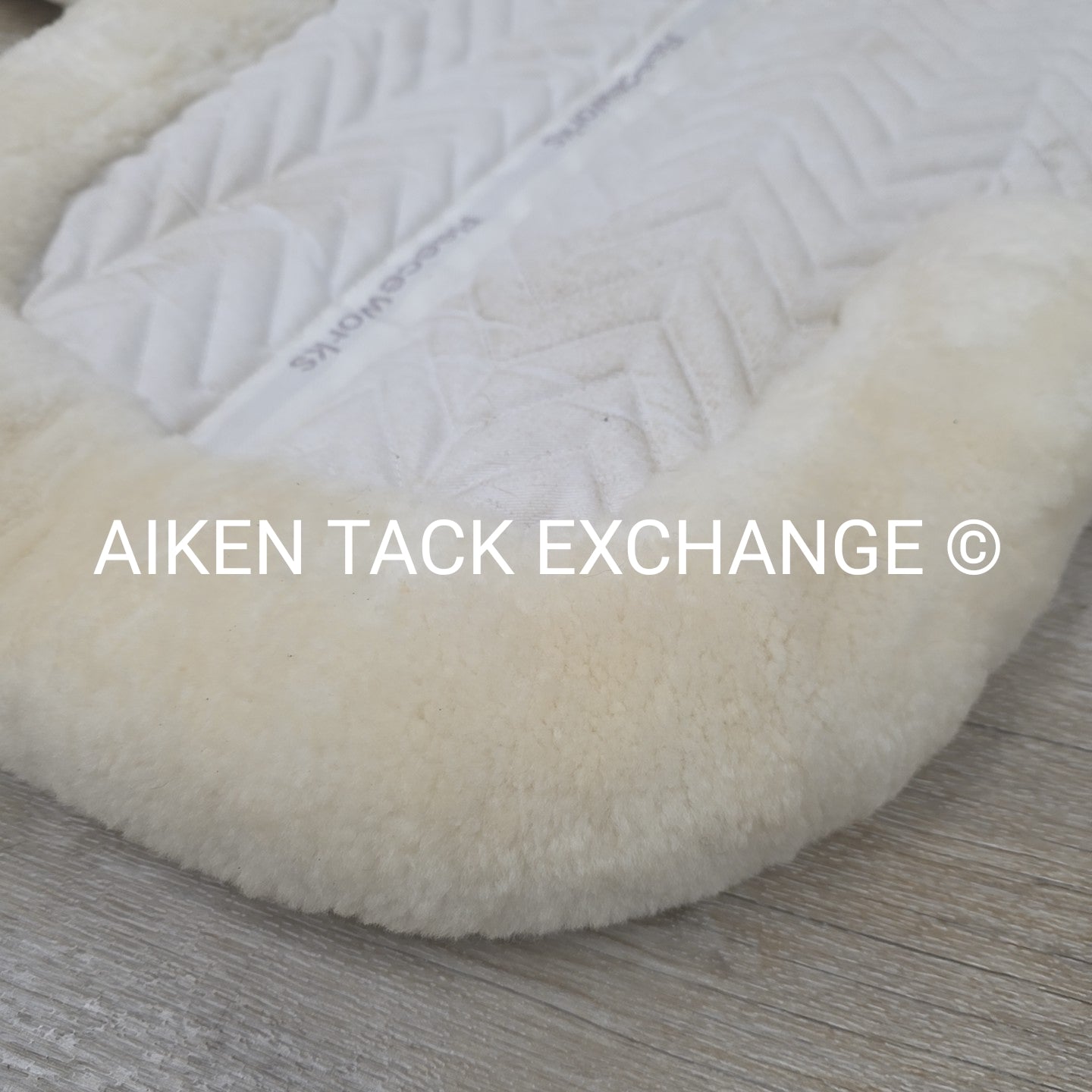 Fleeceworks Classic Dressage Pad with Full Sheepskin Trim, Large