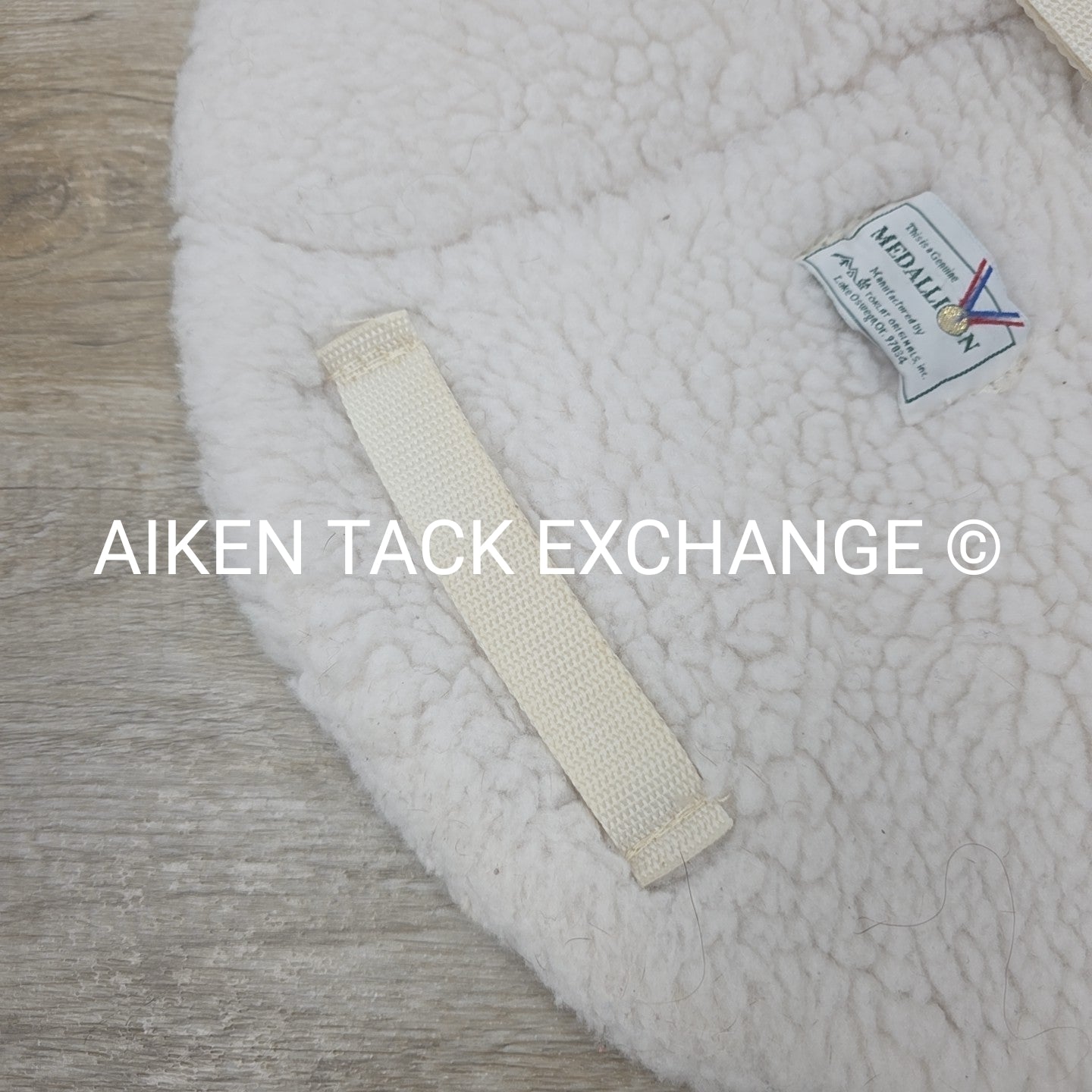 Toklat Medallion Contour Fleece Saddle Pad