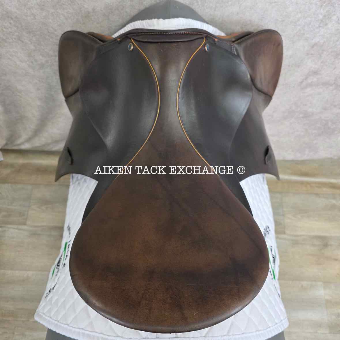 Stubben Siegfried Saddle, 18.5" Seat, 31cm Tree - Medium Wide, Wool Flocked Panels