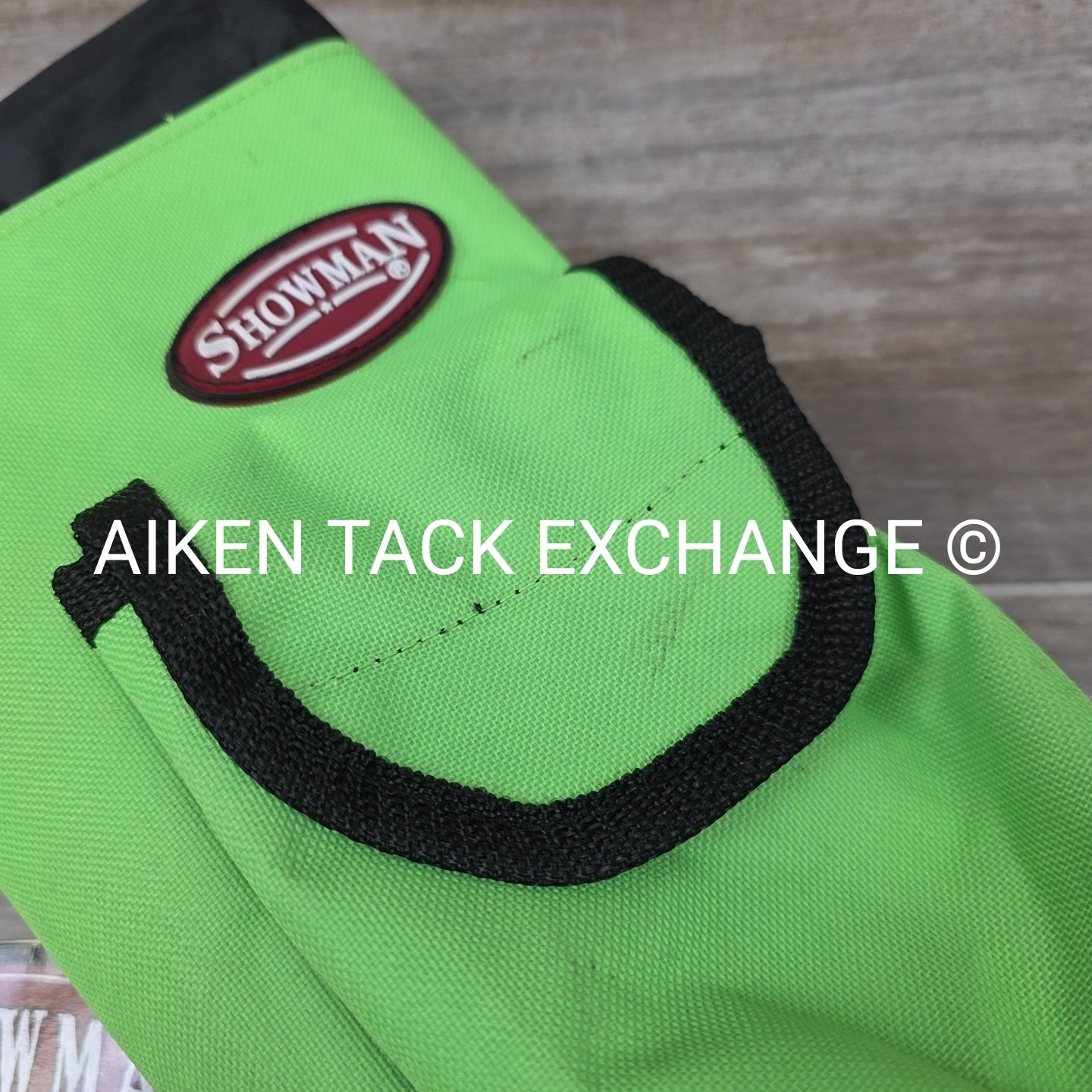 Showman Nylon Insulated Bottle Carrier with Pocket