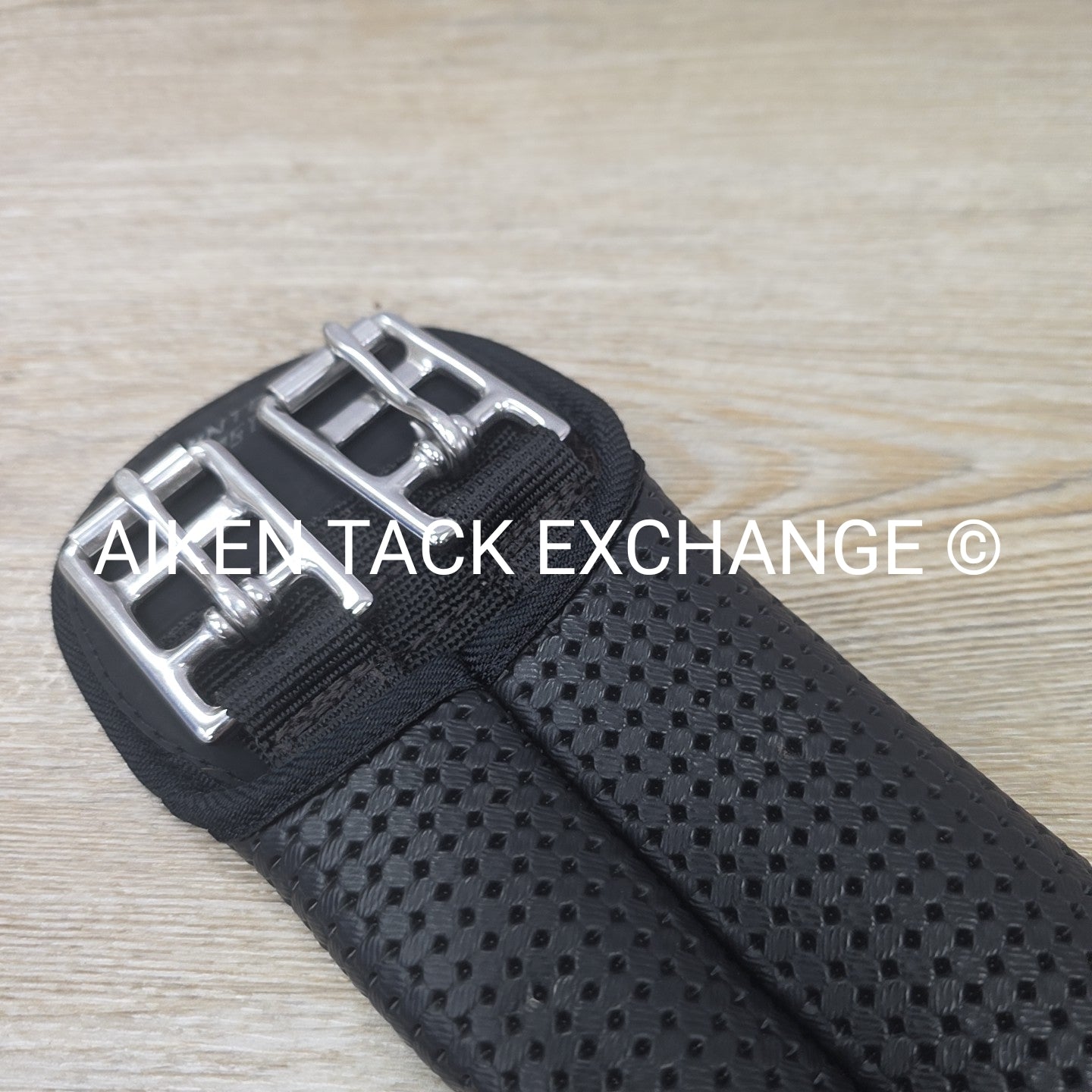 Wintec Short Girth, Black, 26"