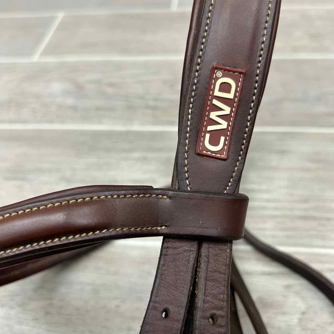 CWD Raised Fancy Stitched Noseband with Matching Laced Reins, Brown, Size Full (