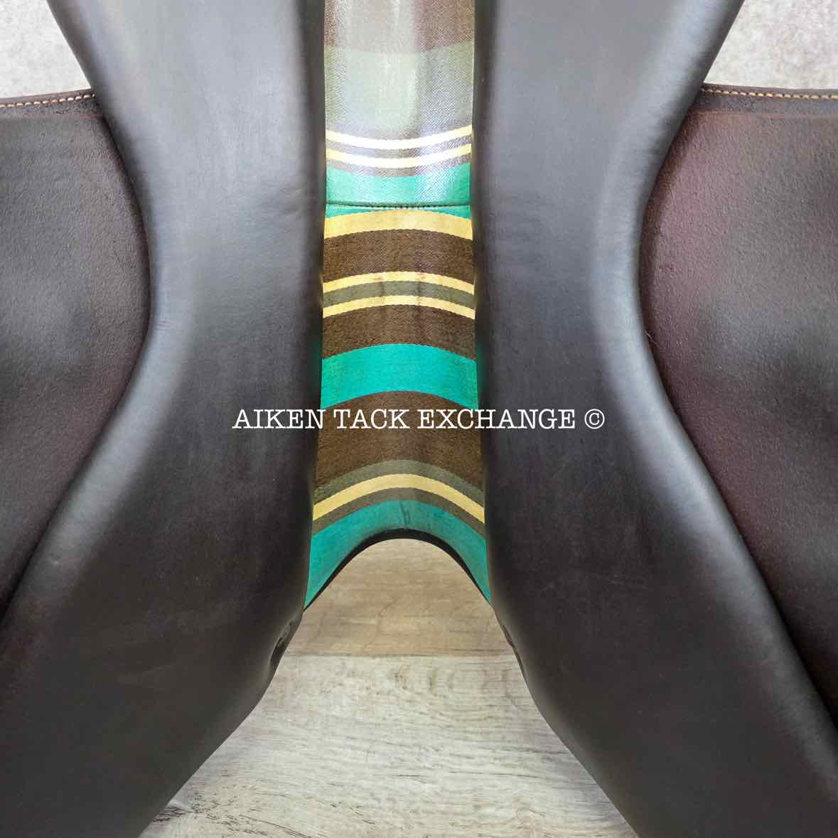 2015 Voltaire Stuttgart Jump Saddle, 17.5" Seat, 3A Flap, Medium Tree, PRO Panels