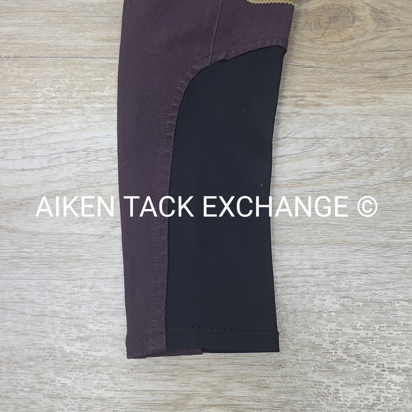 Tailored Sportsman Trophy Hunter Knee Patch Breeches, Size 10 L
