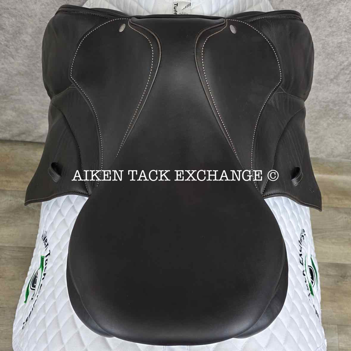 2019 Voltaire Blue Infinite Close Contact Jump Saddle, 17" Seat, 2A Flap, Medium Wide Tree, PRO Panels, Full Buffalo Leather