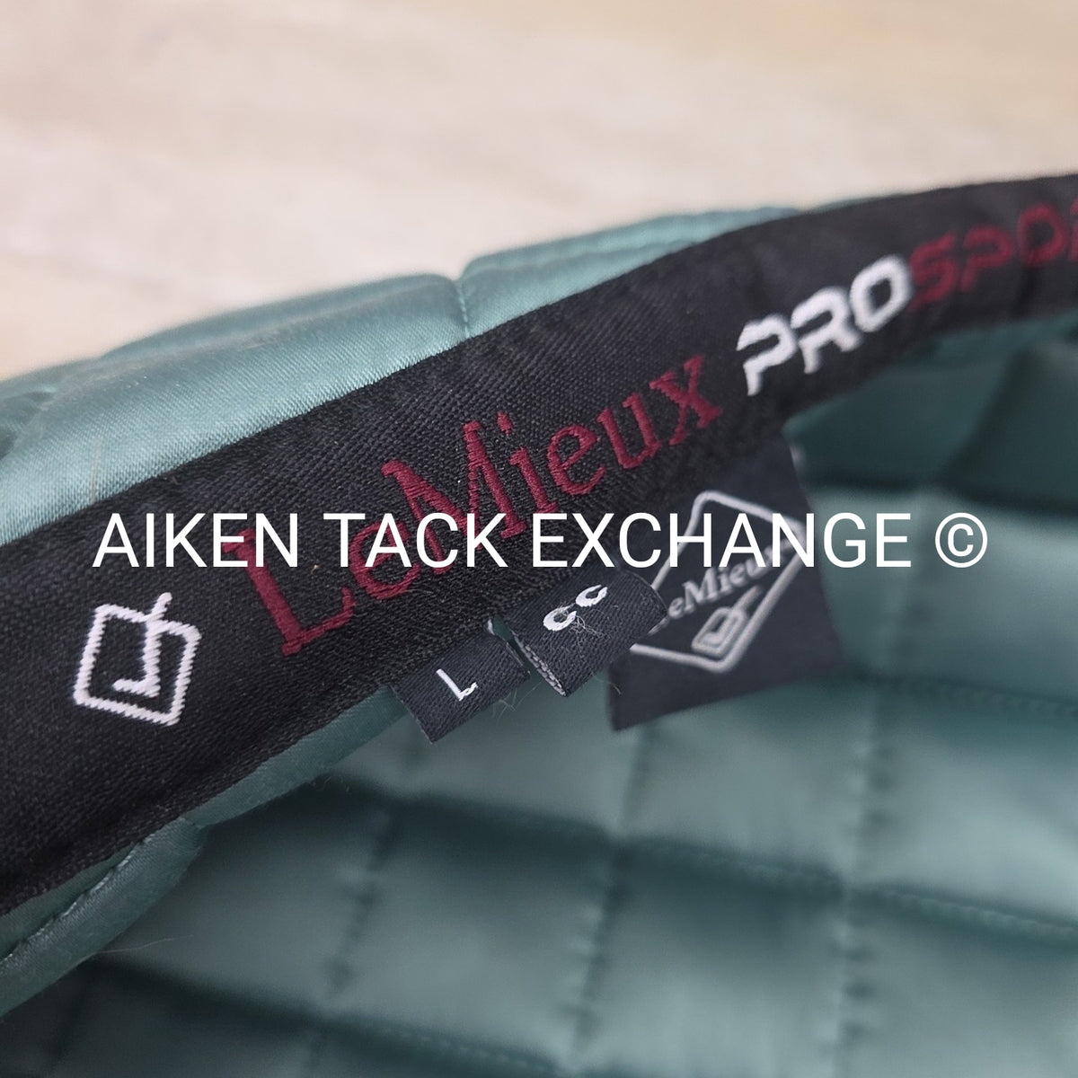 LeMieux Loire Close Contact Saddle Pad, Size Large